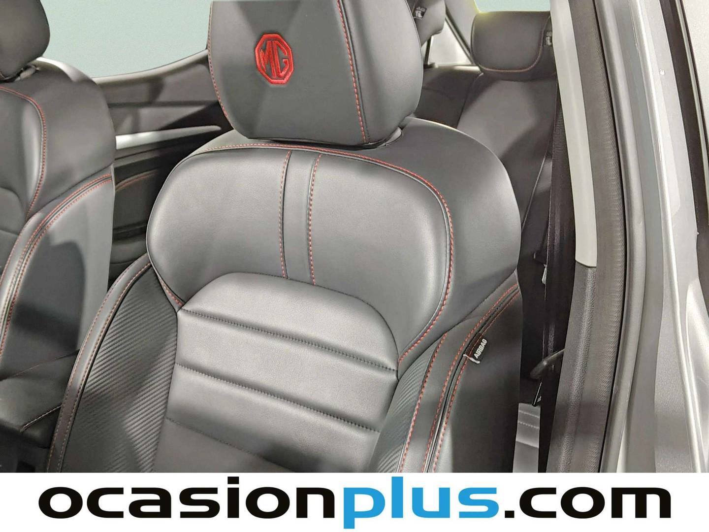 Extras y acabados del MG ZS MG ZS 1.5 Luxury (106 CV)