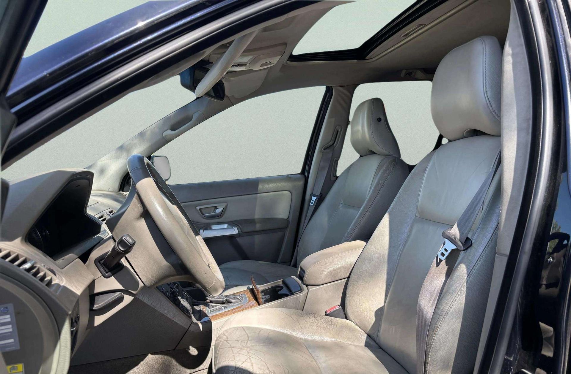 Volvo XC90 2.4D Geartronic Momentum - foto 9