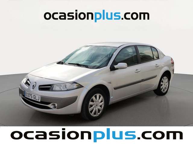 Renault Mégane Sedan Dynamique 1.6 16v (110 CV) de segunda mano