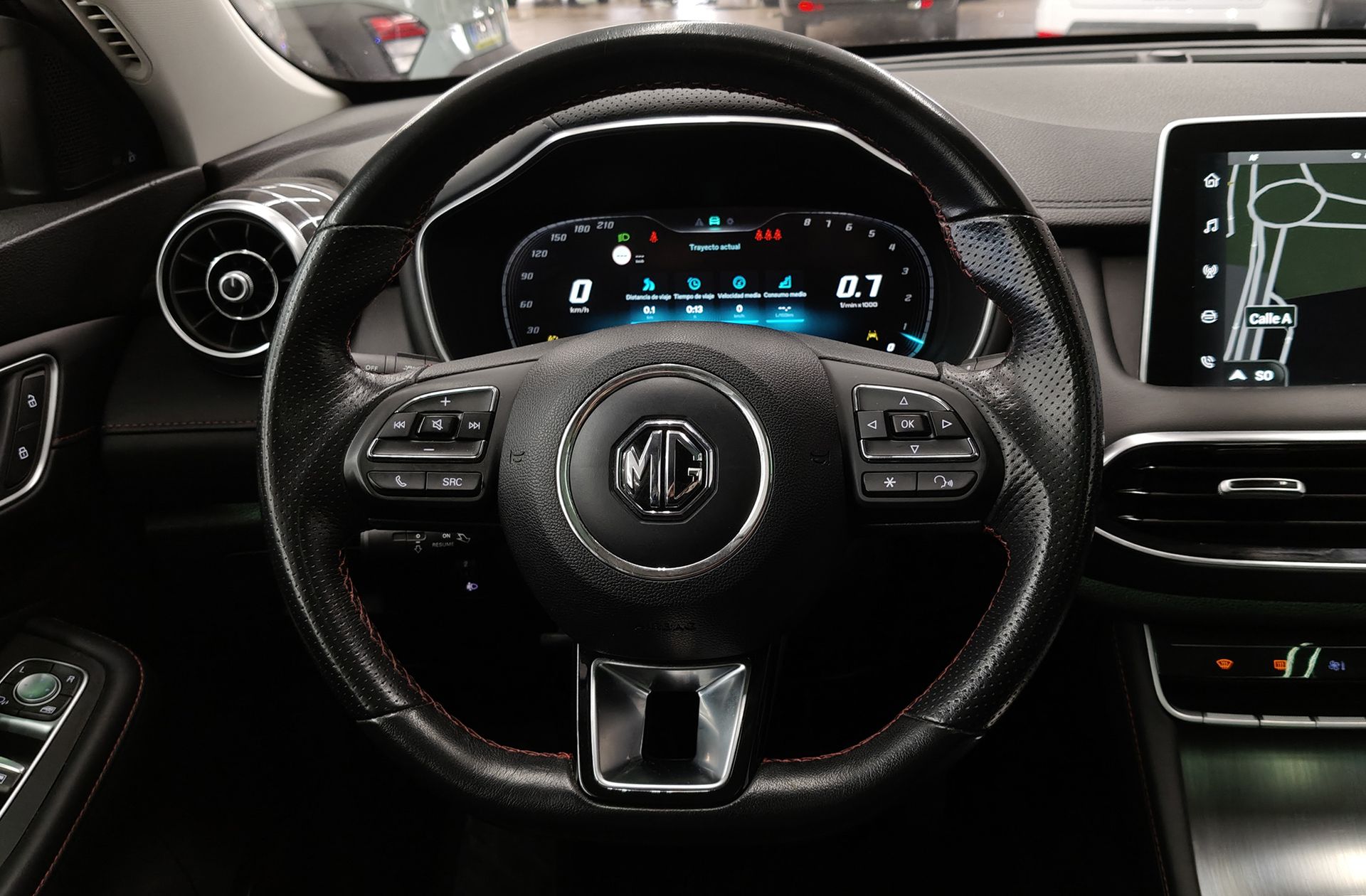 MG HS 1.5 Turbo GDI Luxury DCT - foto 25