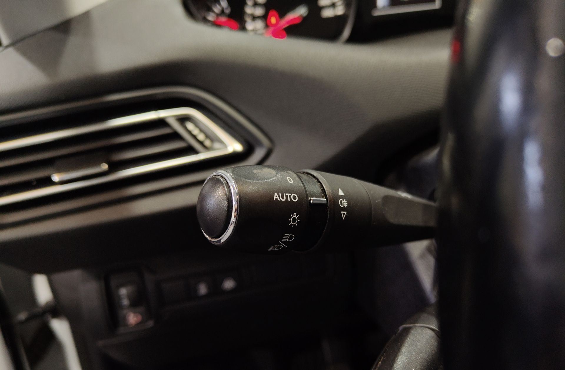 Peugeot 308 Active 1.2 PureTech - foto 24