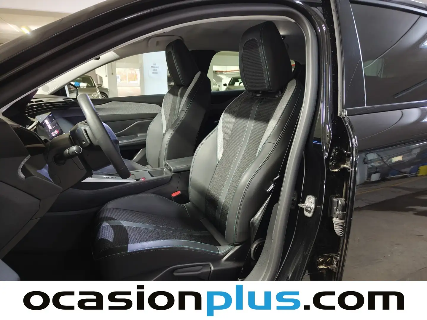 Foto Peugeot 308 Peugeot 308 Allure Hybrid eDCS6 (145 CV)