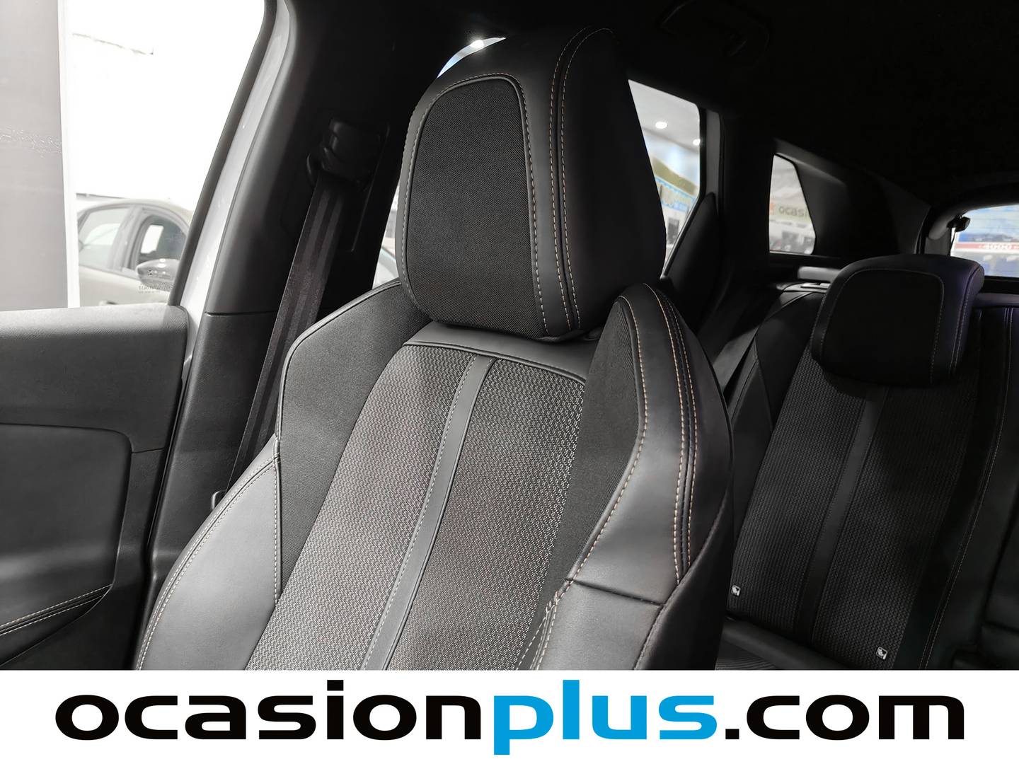 Foto Peugeot 3008 Hybrid Peugeot 3008 Hybrid 225 GT e-EAT8 (225 CV)