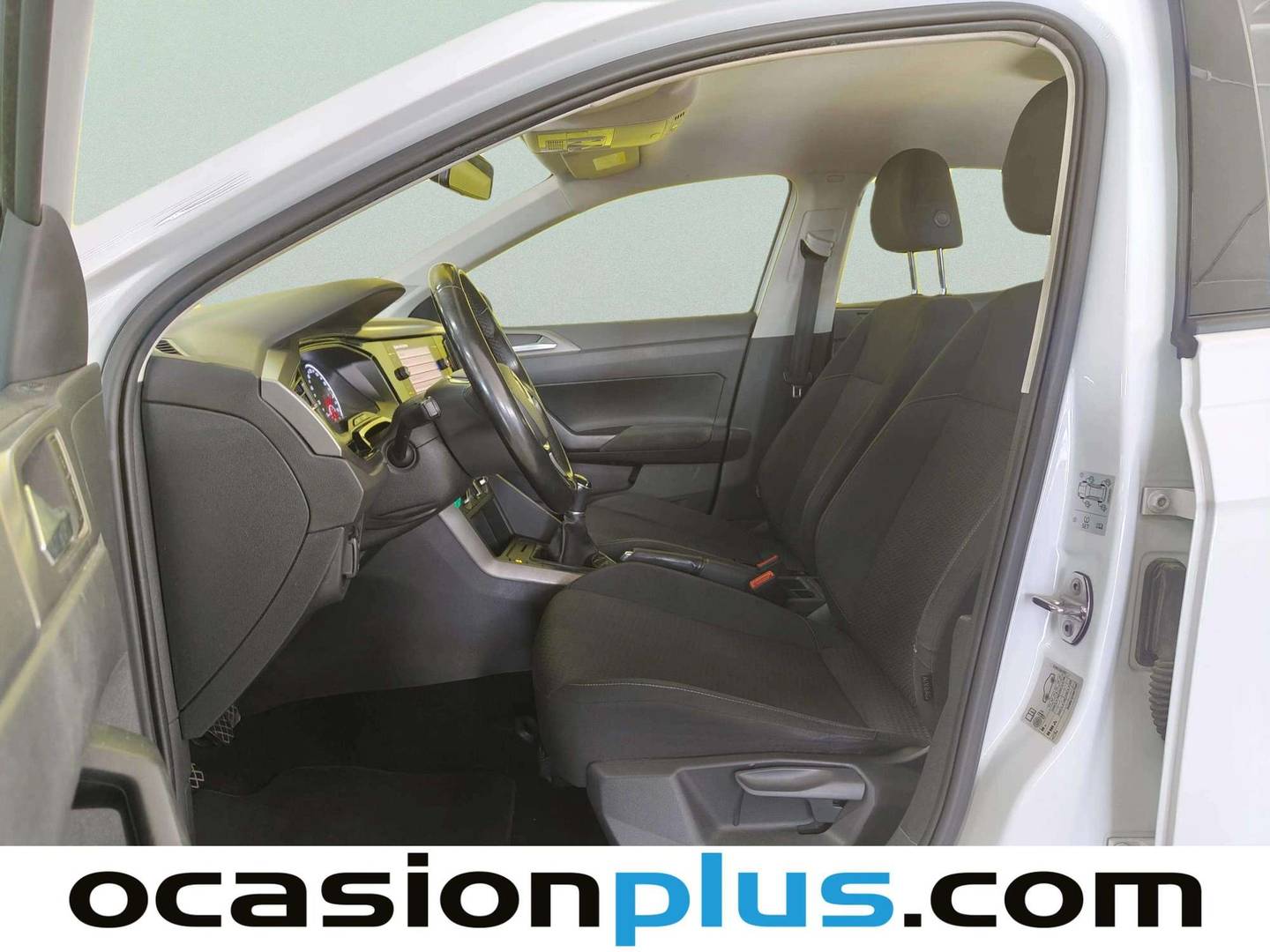 Foto asientos delanteros Volkswagen Polo Volkswagen Polo Advance 1.0 TSI (95 CV)