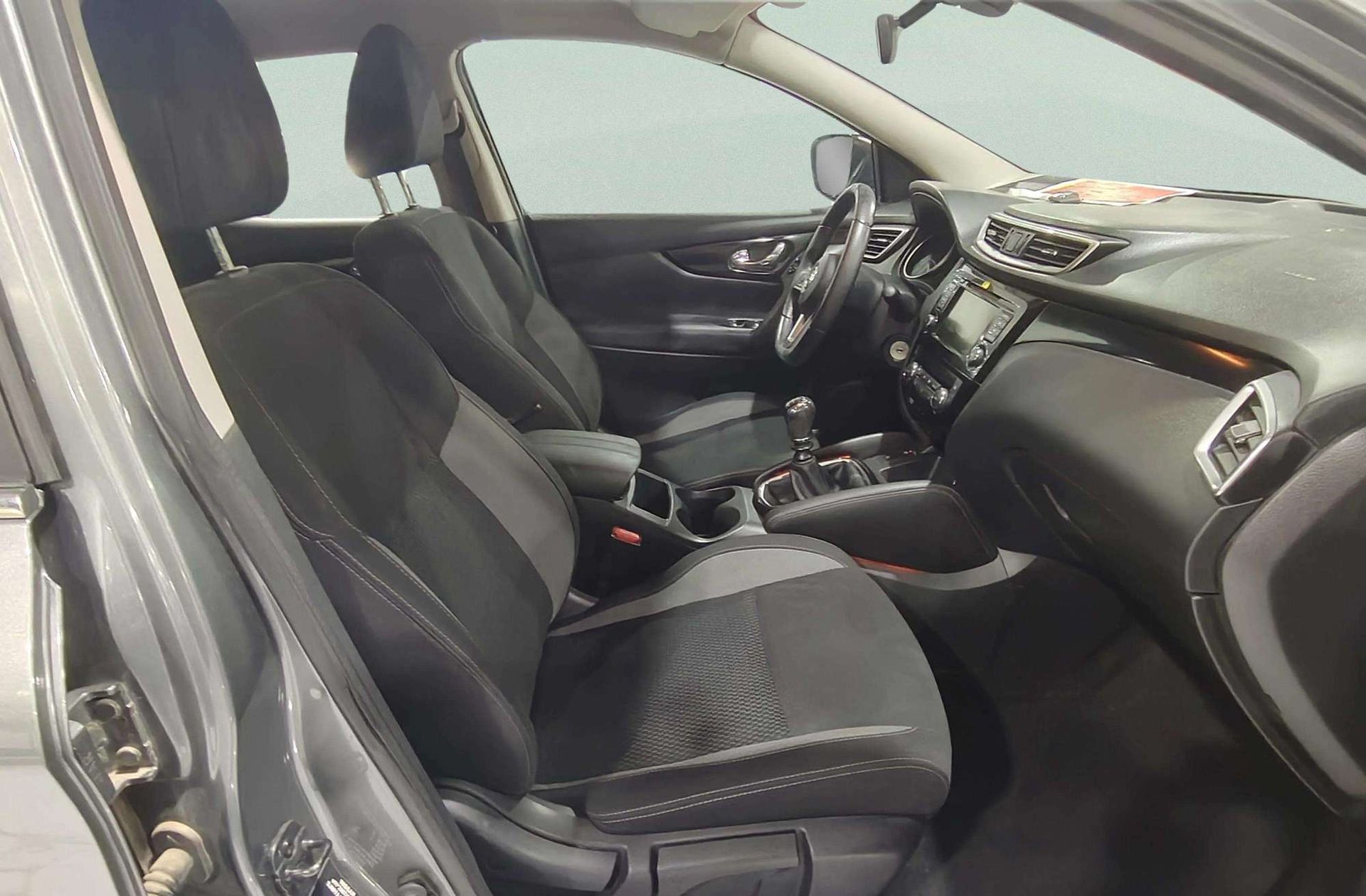 Nissan Qashqai DIG-T 140 Acenta 4x2 - foto 14