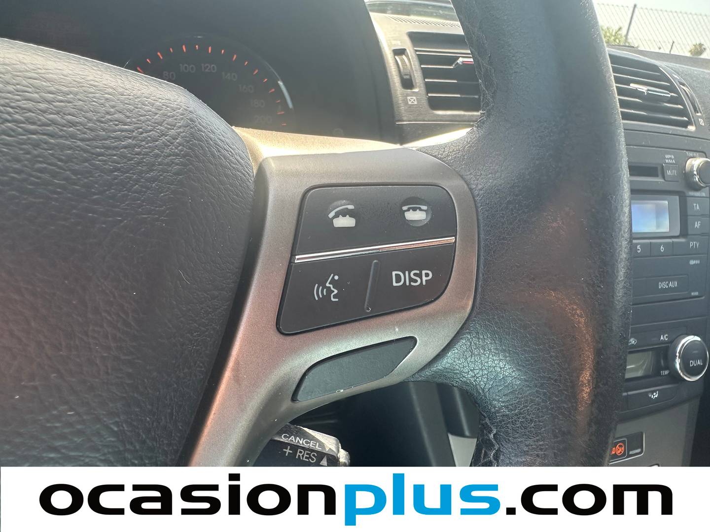 Equipamiento del Toyota Avensis Toyota Avensis 2.0 D-4D Active (126 CV)