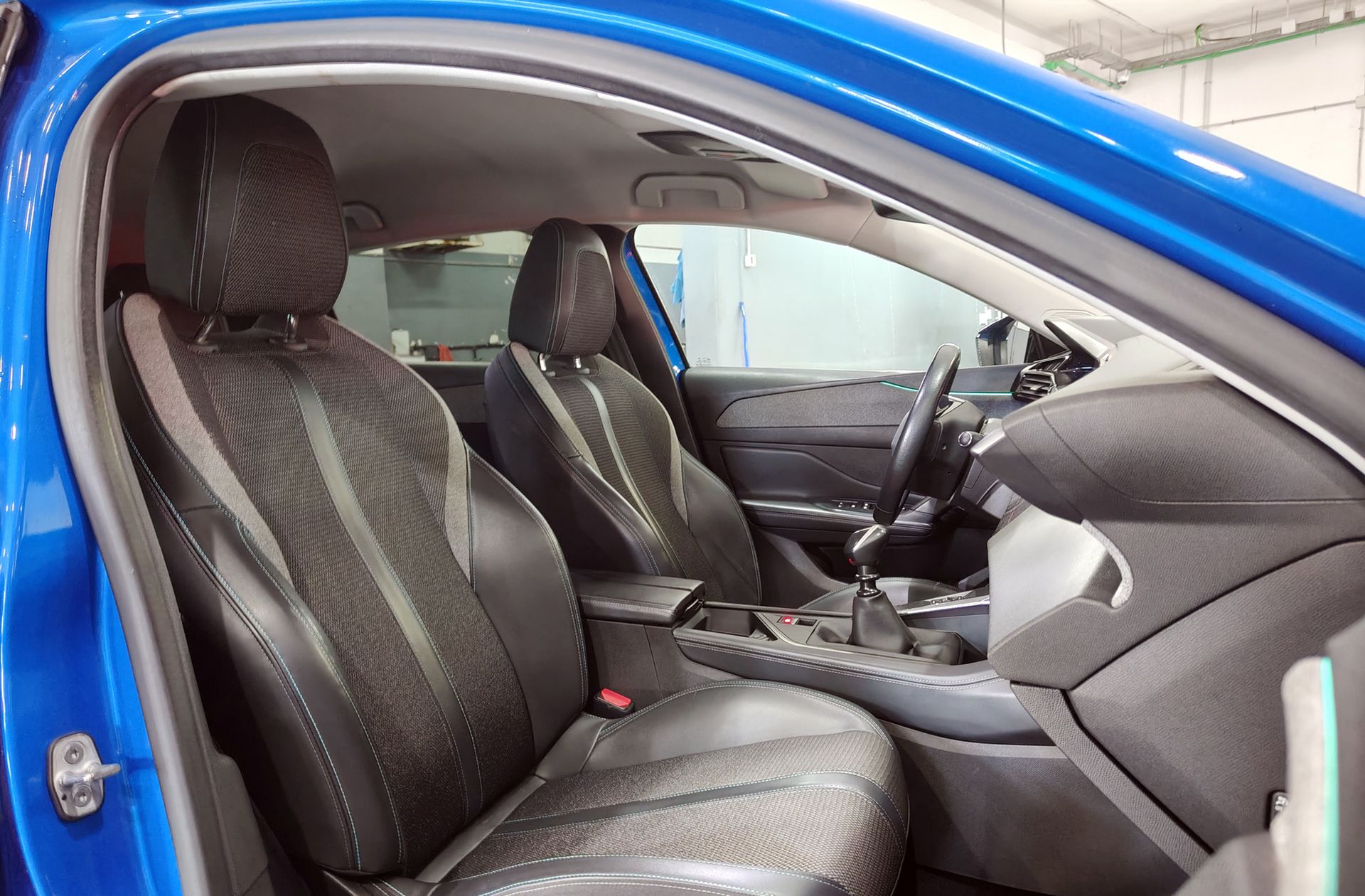 Peugeot 308 PureTech 130 Allure - foto 19