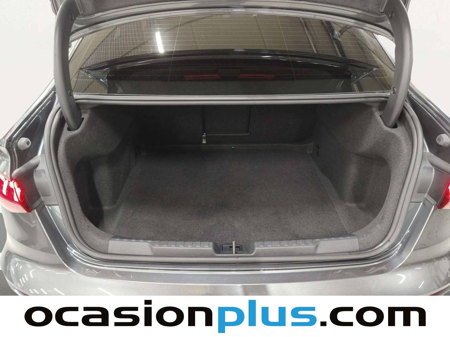 Foto Audi A3 Audi A3 Sedan S line 30 TFSI (110 CV)