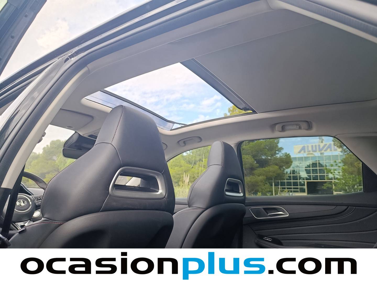 Extras y acabados del MG HS MG HS 1.5 Turbo GDI Luxury DCT (162 CV)