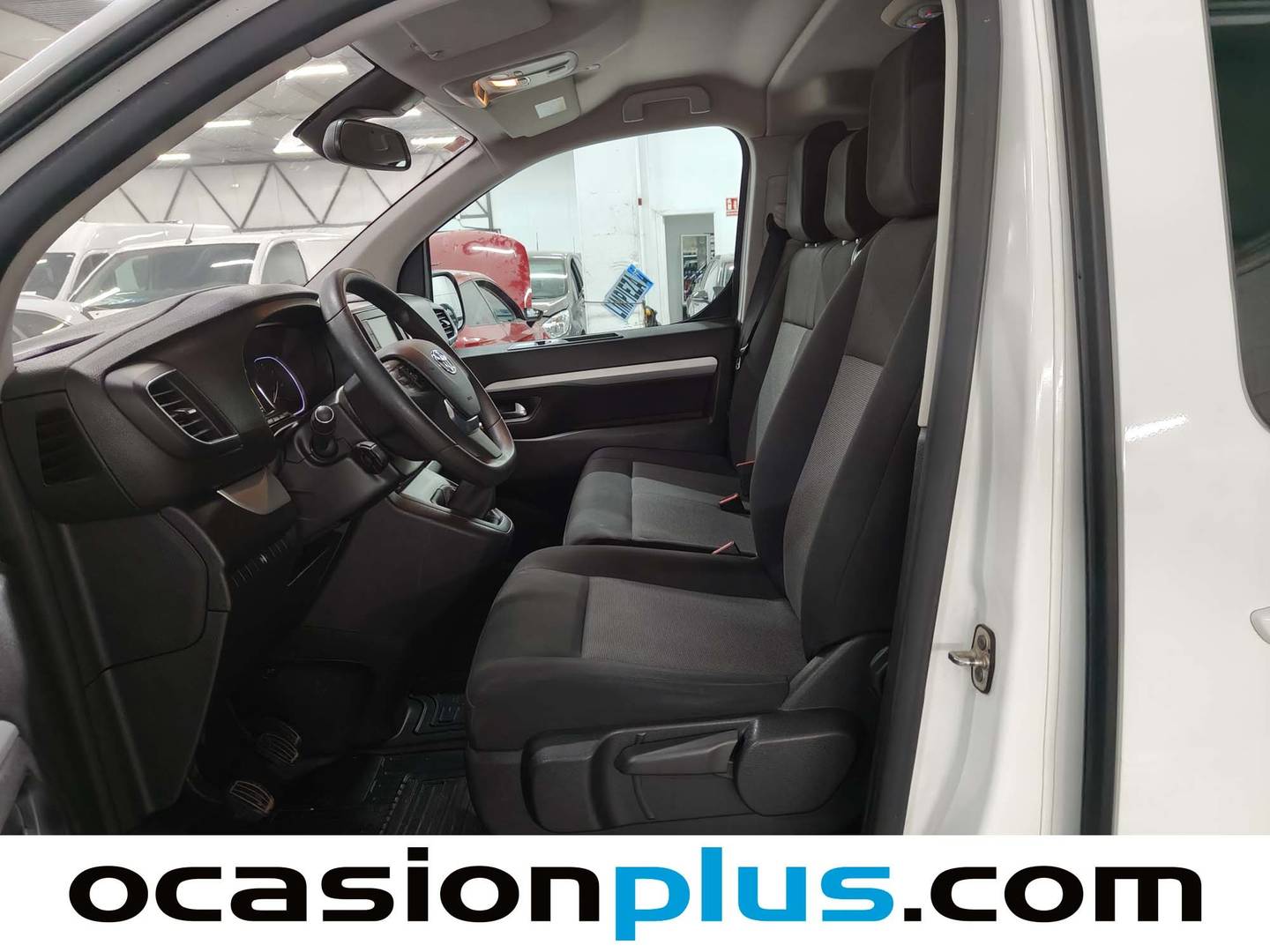 Foto Toyota Proace Verso Toyota Proace Verso Shuttle 2.0D +Pack Active L2  9 Plazas  (150 CV)