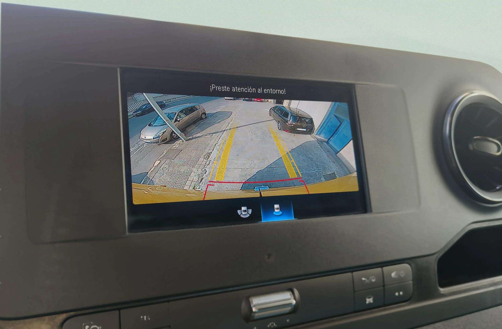 Mercedes-Benz Sprinter Furgon 314 CDI Medio 3.5T Techo Alto - foto 8