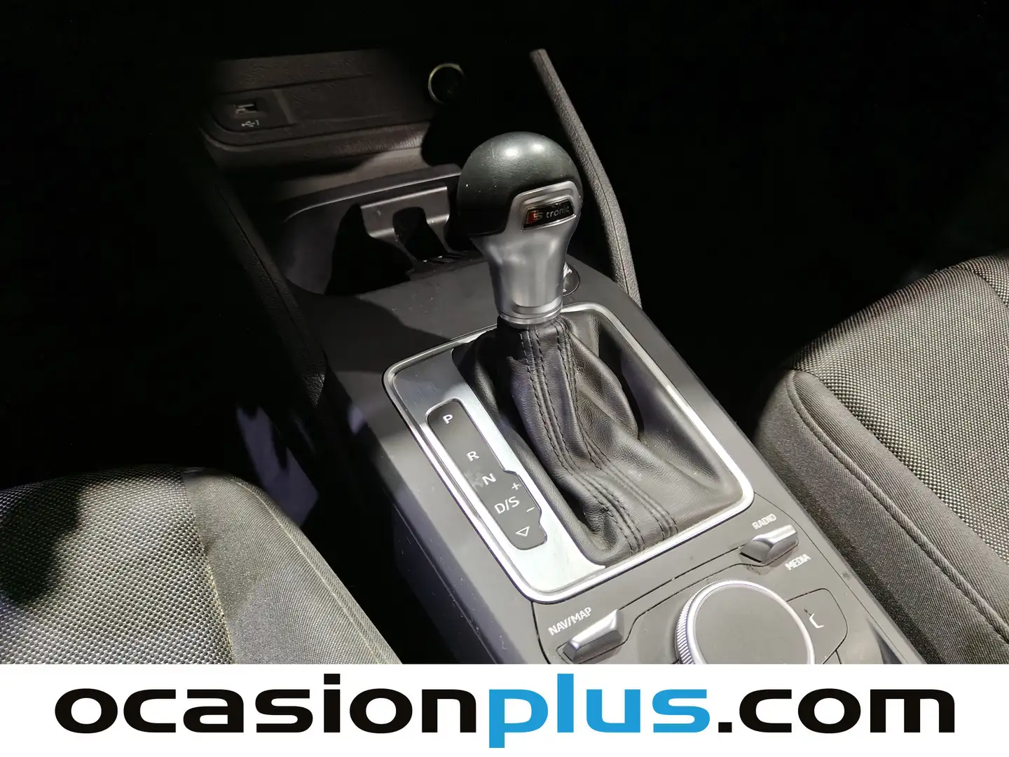 Foto Audi Q2 Audi Q2 Advanced 30 TDI (116 CV) S tronic