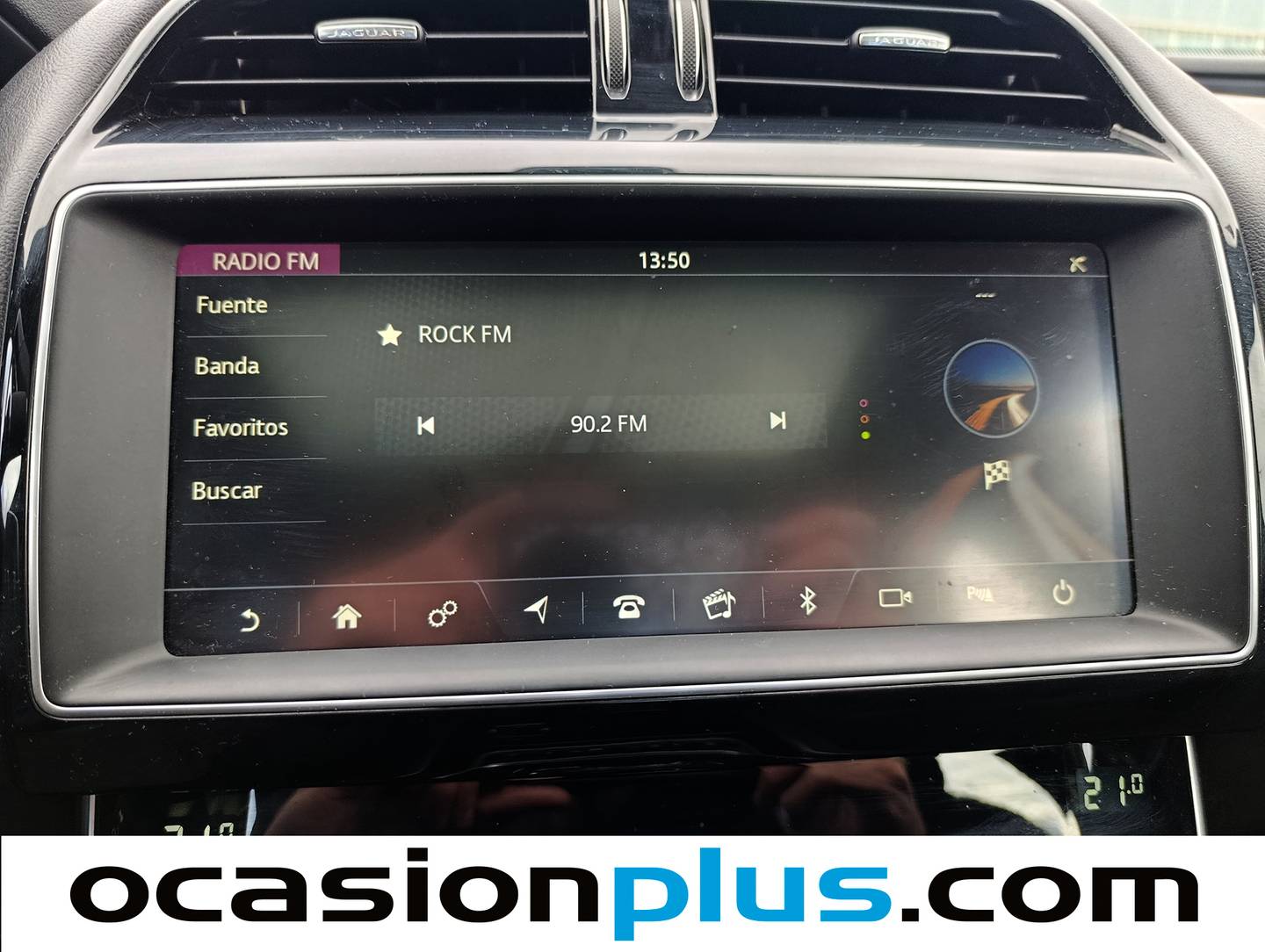 Foto Jaguar XE Jaguar XE 2.0 Diesel R-Sport RWD Auto (180 CV)