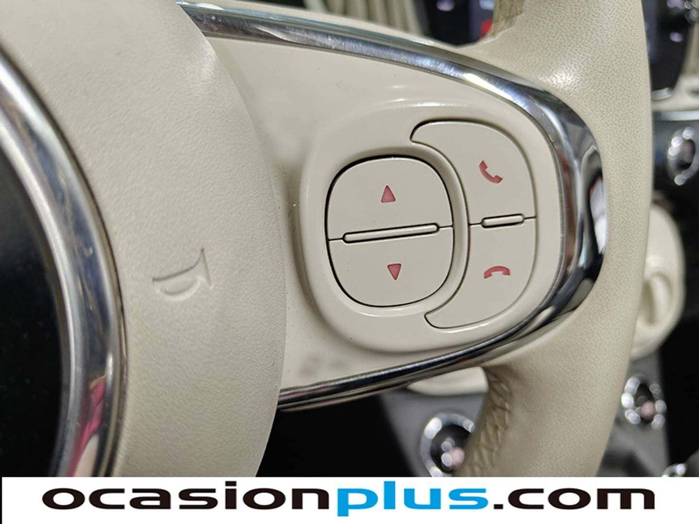 Fiat 500C Fiat 500C 1.0 Hybrid Dolcevita (70 CV) seminuevo