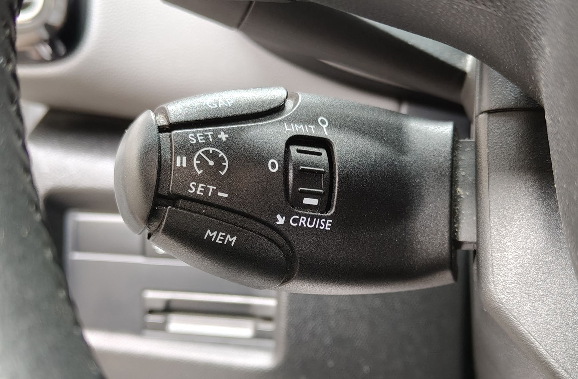 Citroën C5 Aircross BlueHDi 180 Shine EAT8 - foto 40