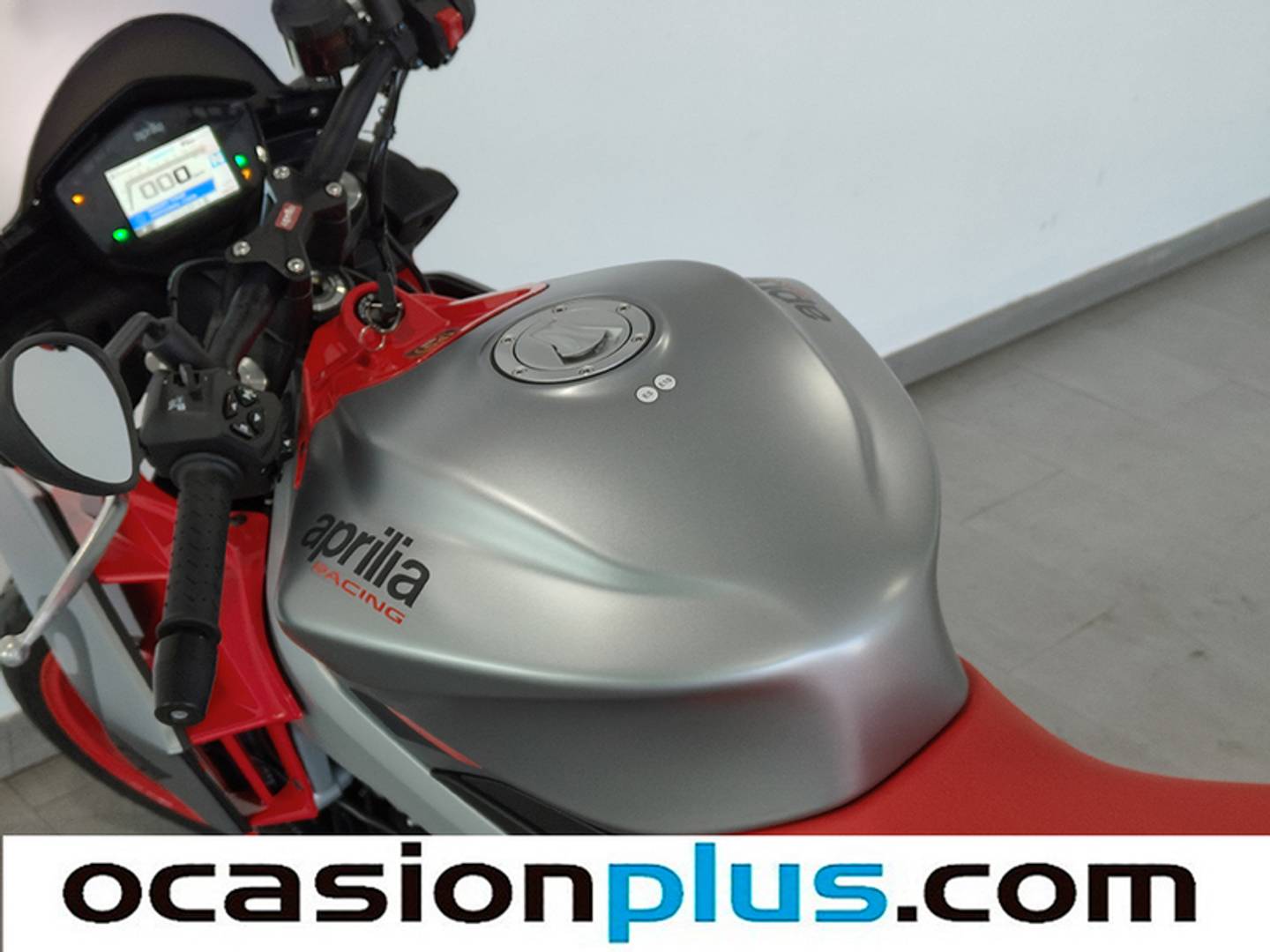 Foto Aprilia Tuono 660 EURO 5 Aprilia Tuono 660 EURO 5 (95 CV)