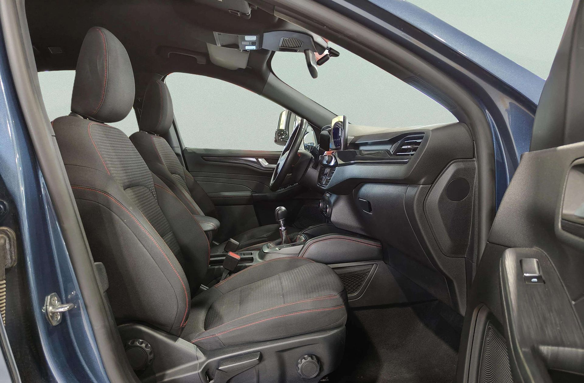 Ford Kuga 1.5 EcoBoost ST-Line - foto 20