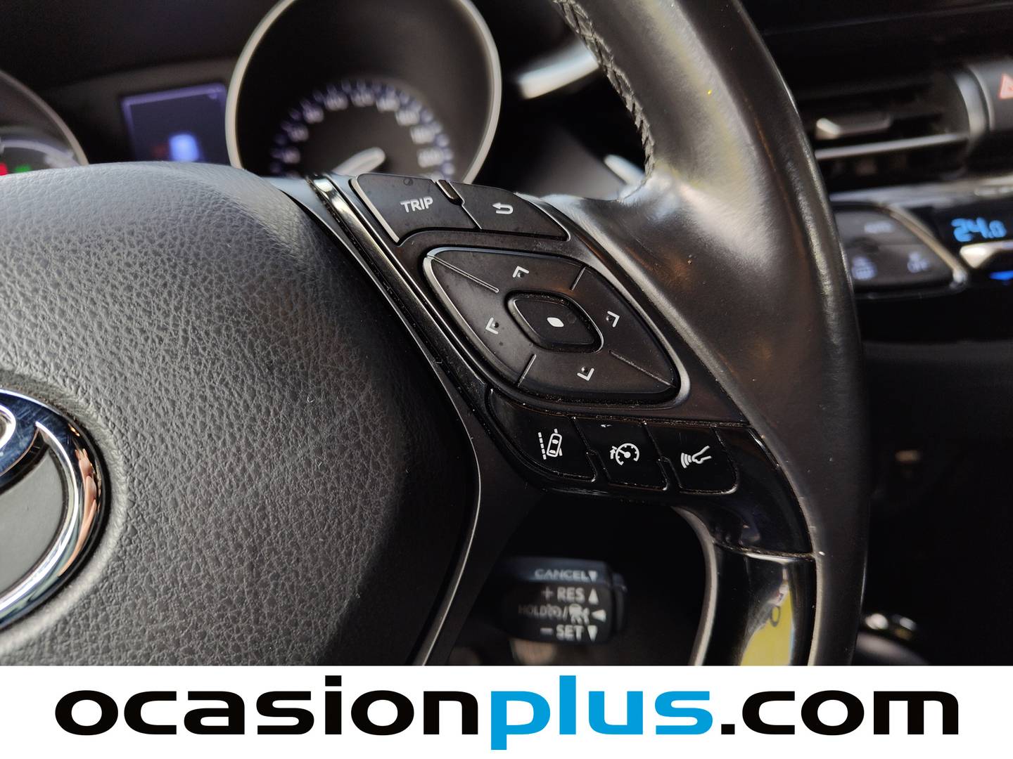 Foto Toyota C-HR Toyota C-HR 1.8 125H Advance (122 CV)