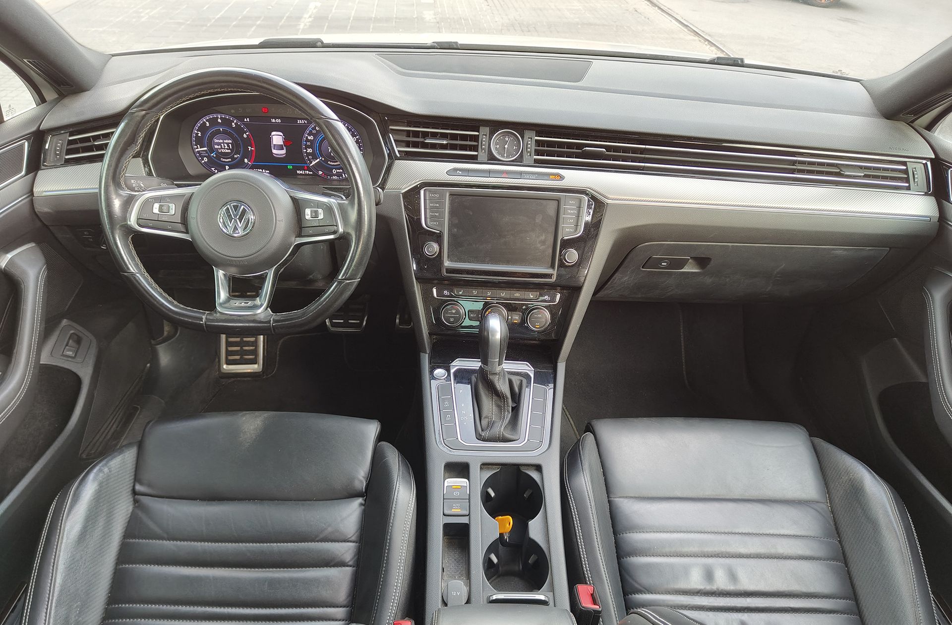 Volkswagen Passat Sport 1.8 TSI BMT DSG Pack R-line - foto 7