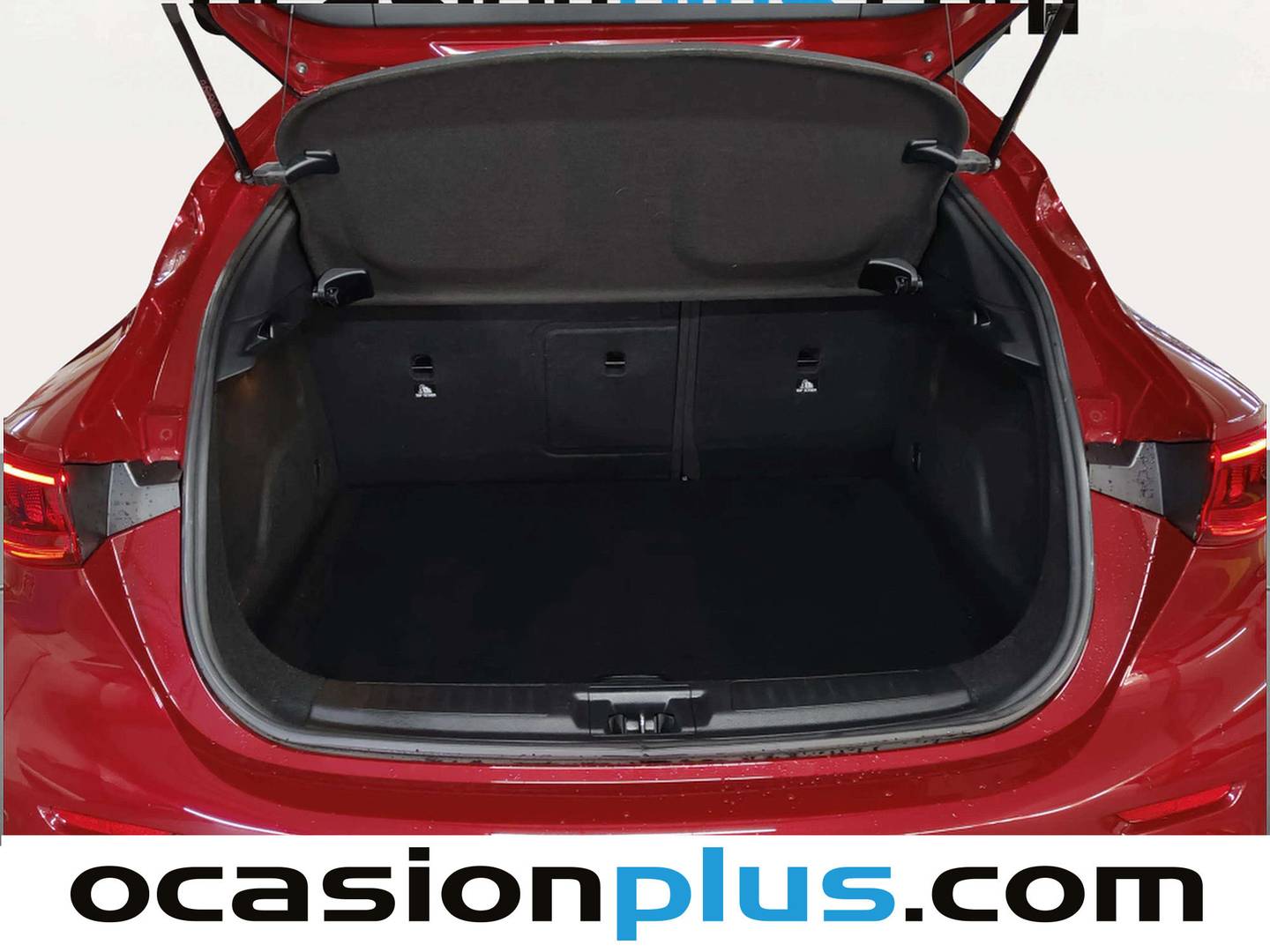 Foto Infiniti Q30 Infiniti Q30 1.6 TC Premium 7DCT (156 CV)