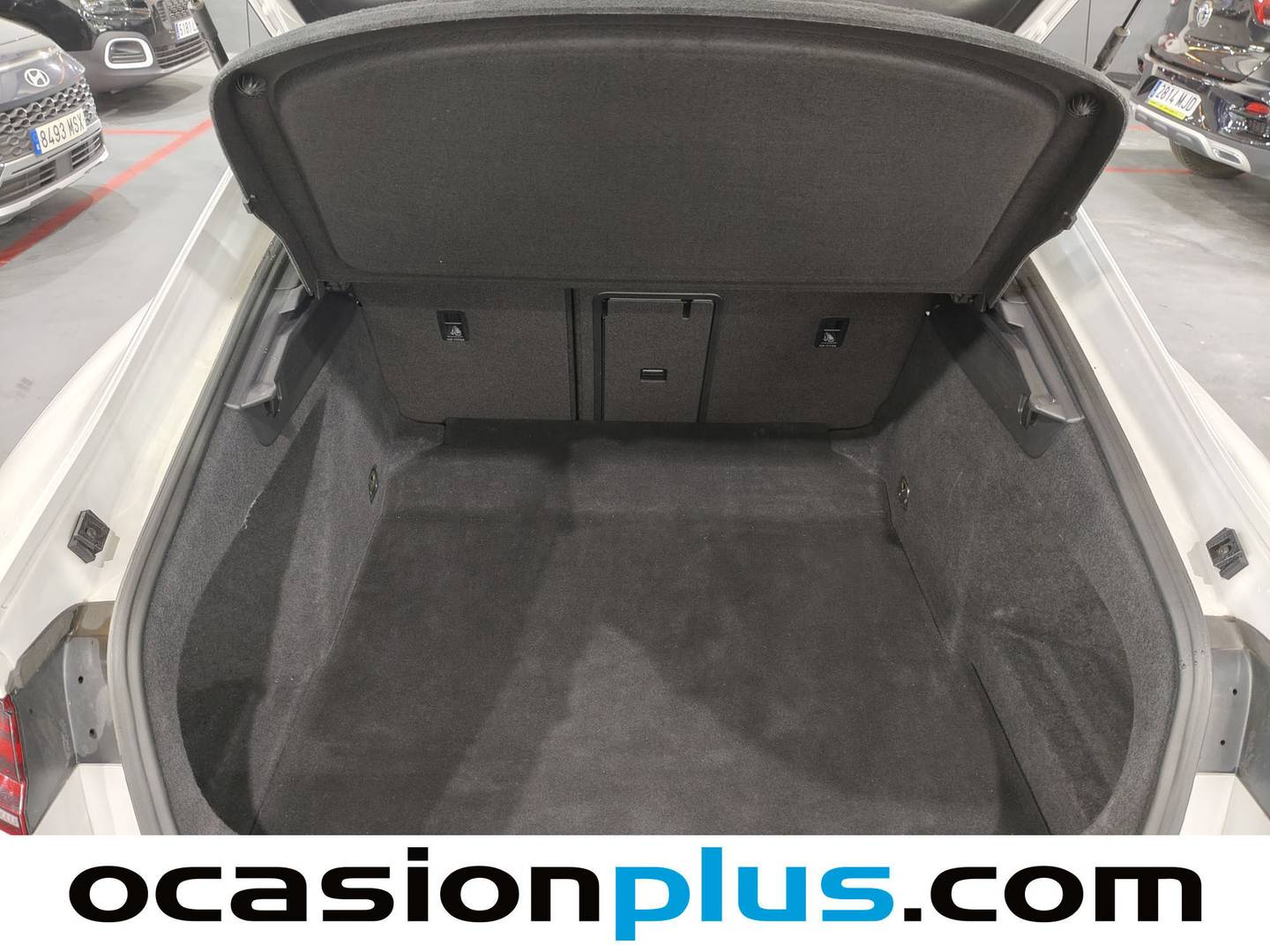 Fotos maletero Volkswagen Arteon Volkswagen Arteon R-Line 2.0 TDI 110 kW (150 CV) DSG