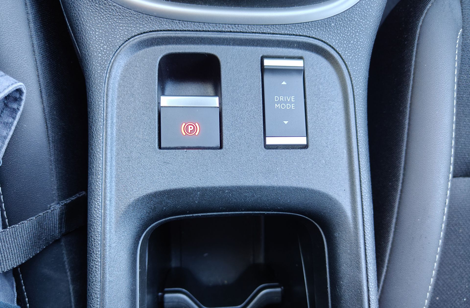 Jeep Avenger 1.2 G Summit - foto 37