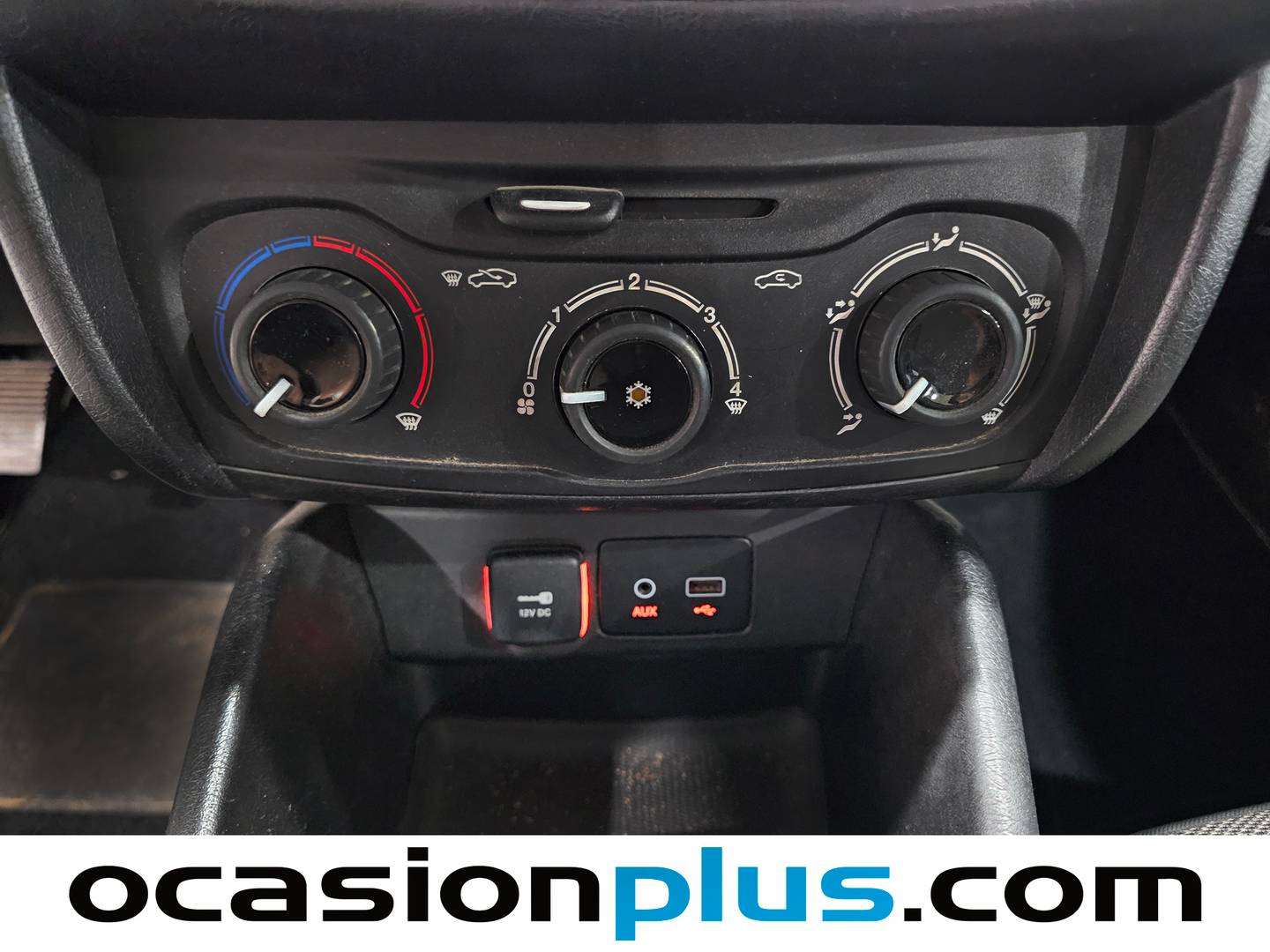 Equipamiento del Fiat Tipo Fiat Tipo 1.4 16v Easy (95 CV)