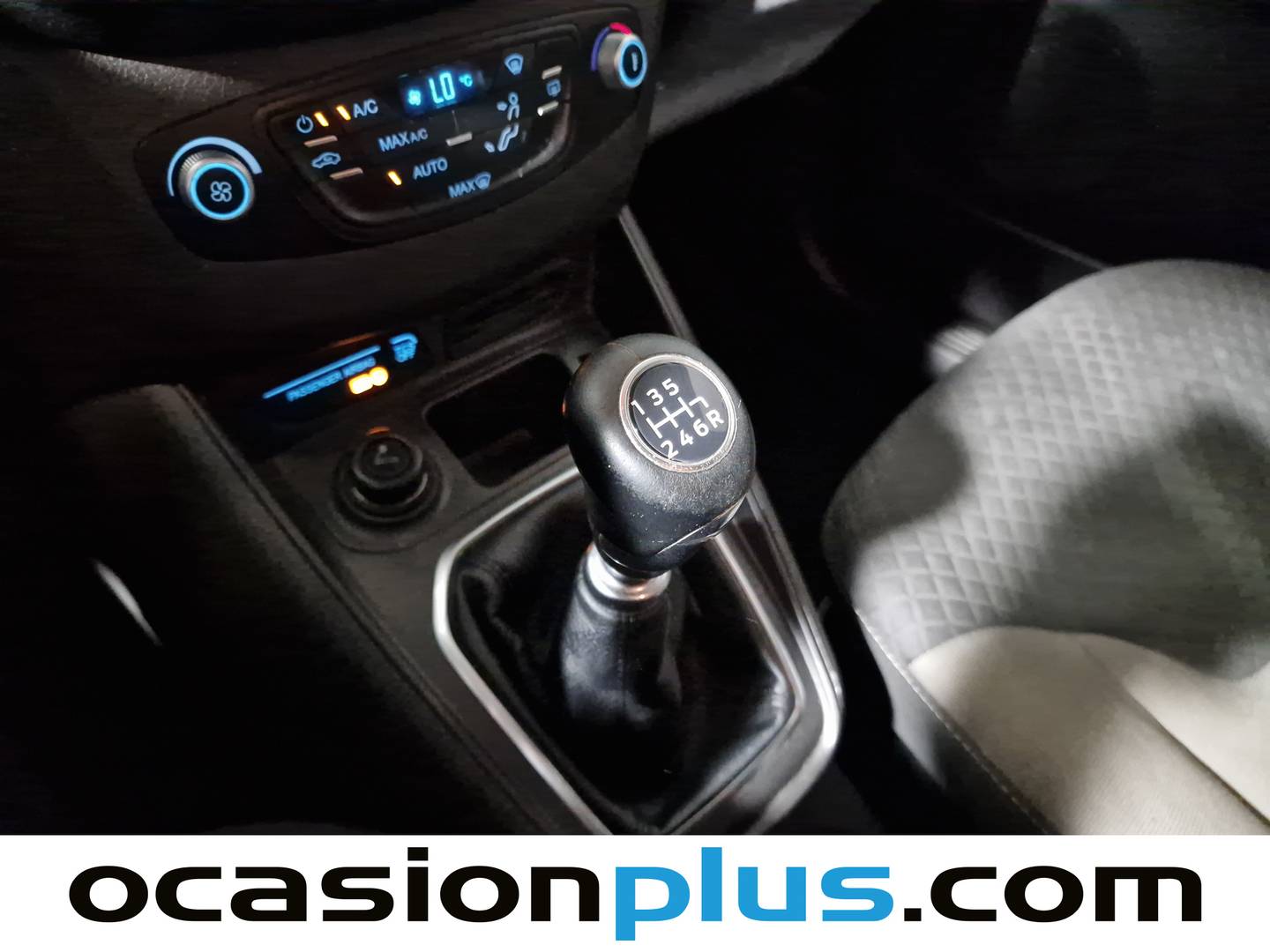 Ford Tourneo Courier Ford Tourneo Courier 1.0 EcoBoost Titanium (100 CV) de segunda mano