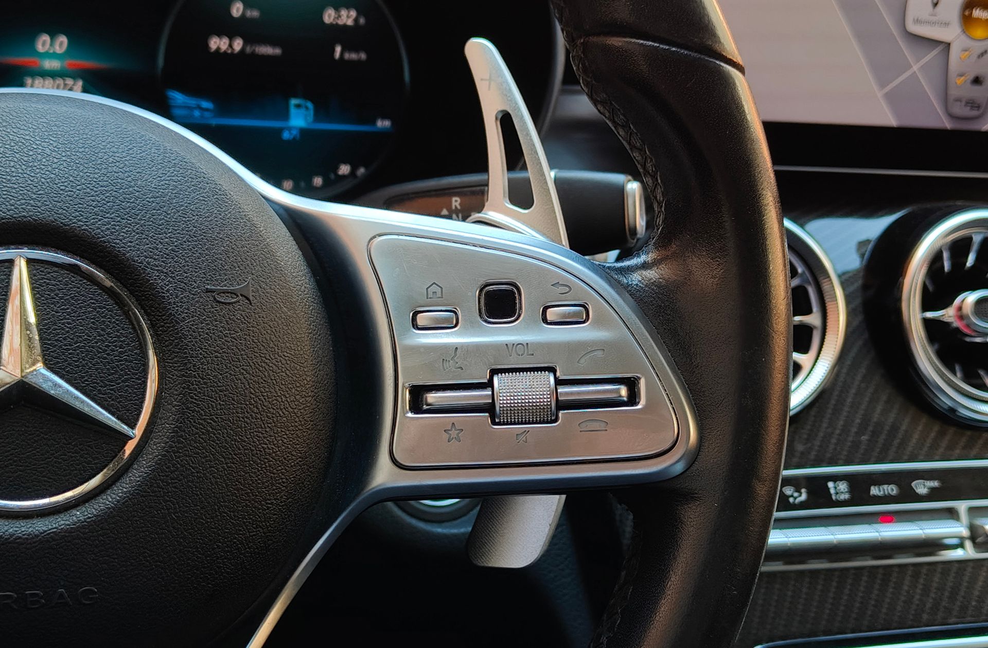 Mercedes-Benz Clase C 300 Pack AMG - foto 30