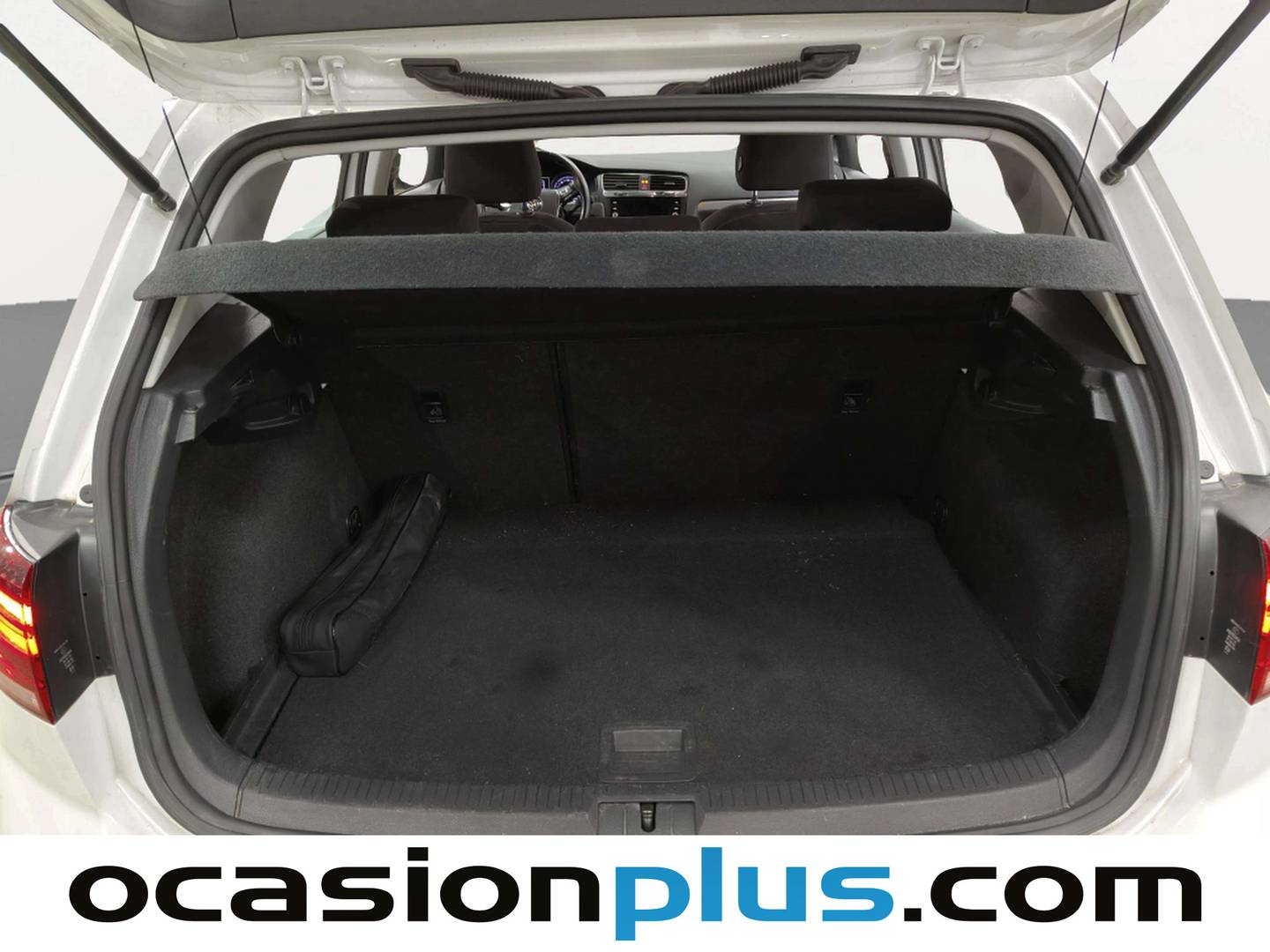 Fotos maletero Volkswagen Golf Volkswagen Golf Business 1.0 TSI (110 CV)