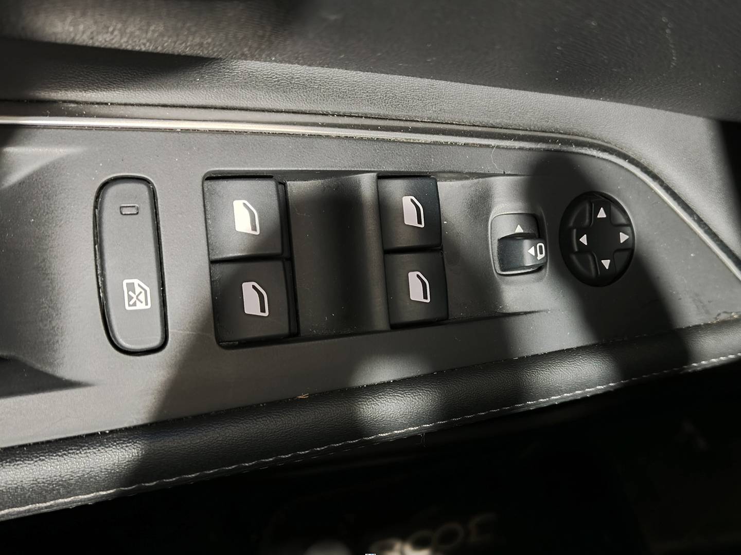 Peugeot 3008 Peugeot 3008 PureTech 130 S&S Allure (130 CV) gasolina