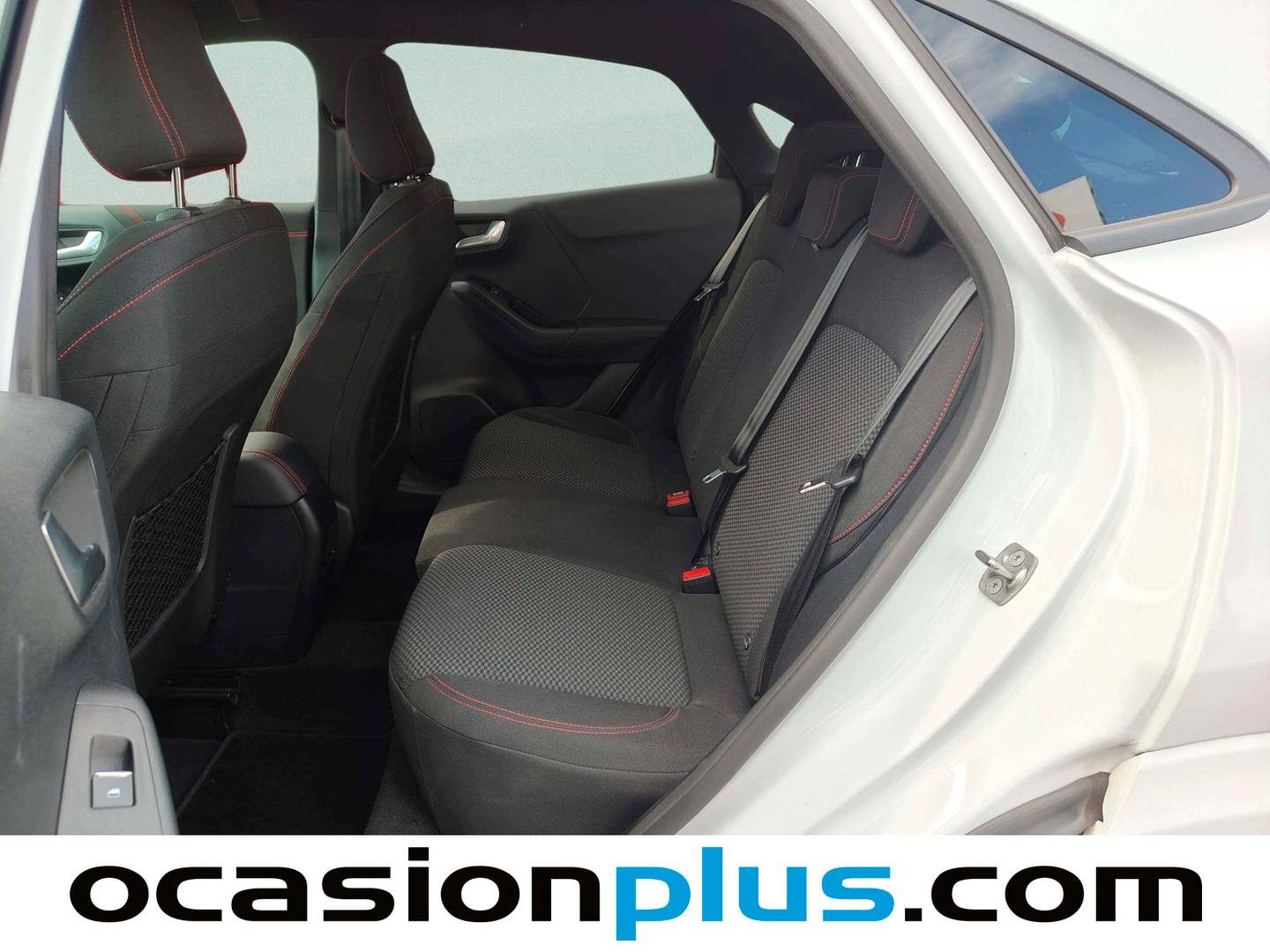 Foto asientos traseros Ford Puma Ford Puma 1.0 EcoBoost MHEV ST-Line Design (125 CV)