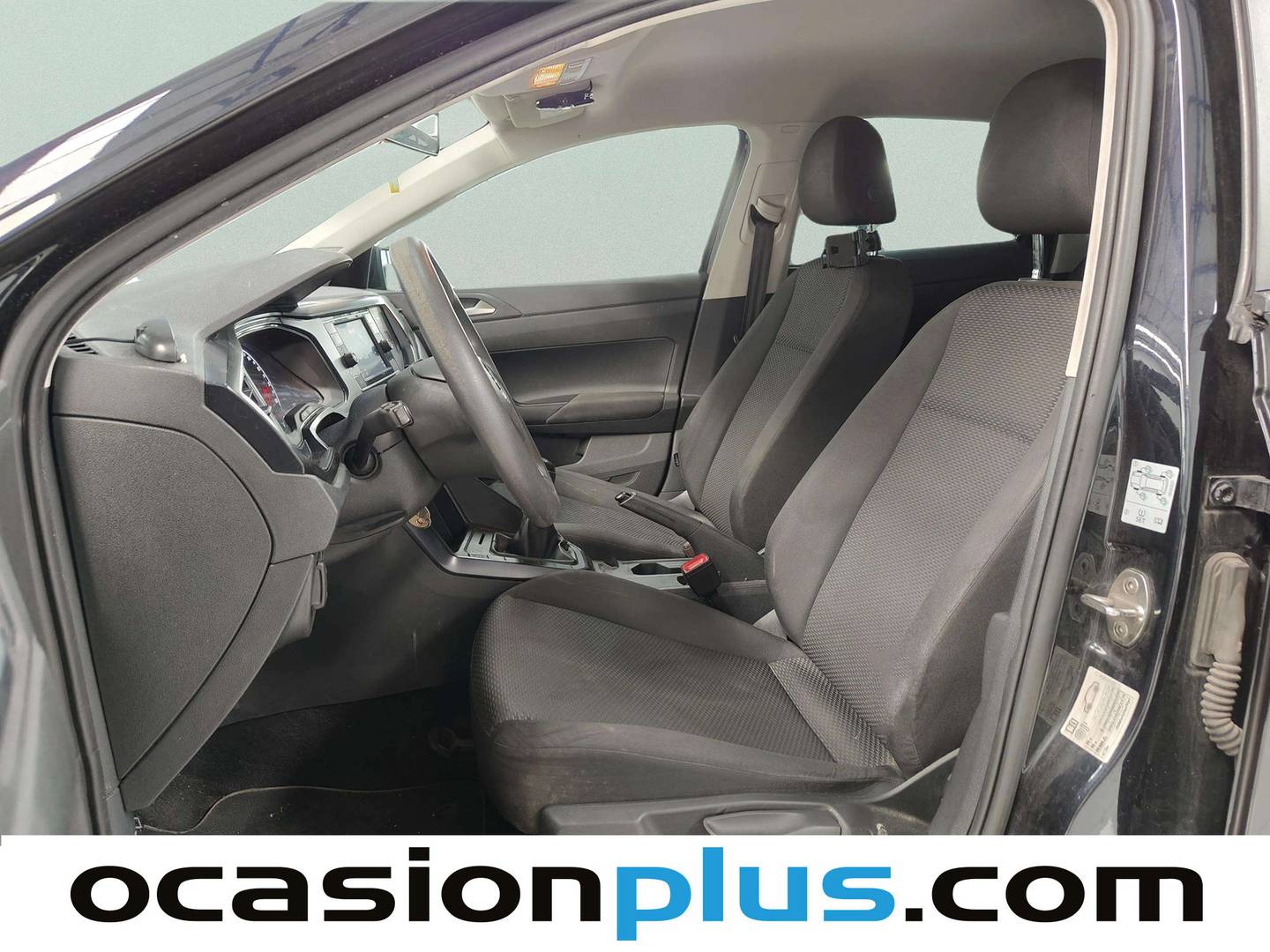 Foto asientos delanteros Volkswagen Polo Volkswagen Polo Edition 1.0 (75 CV)