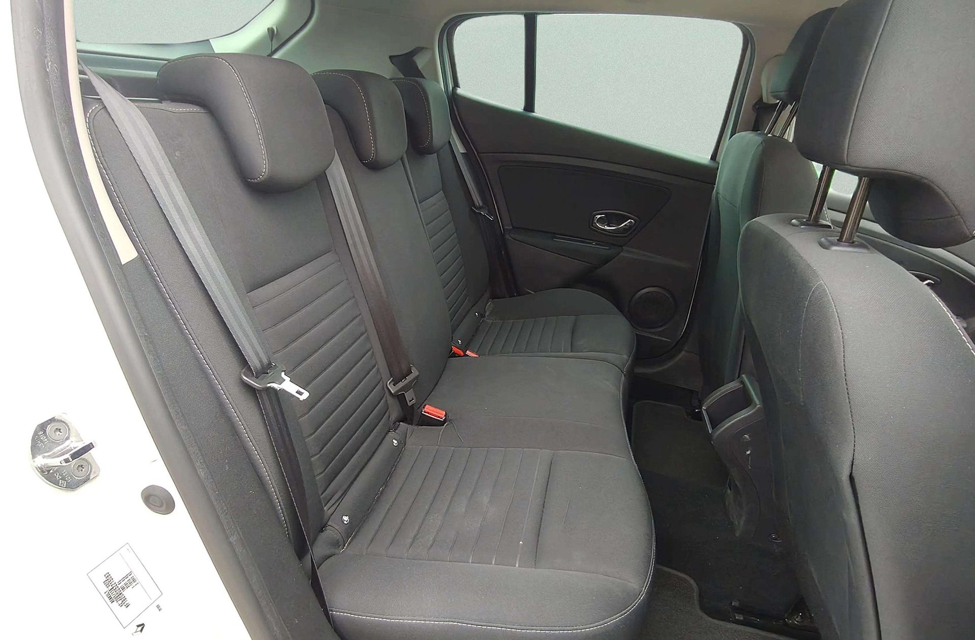 Renault Mégane Limited dCi - foto 12