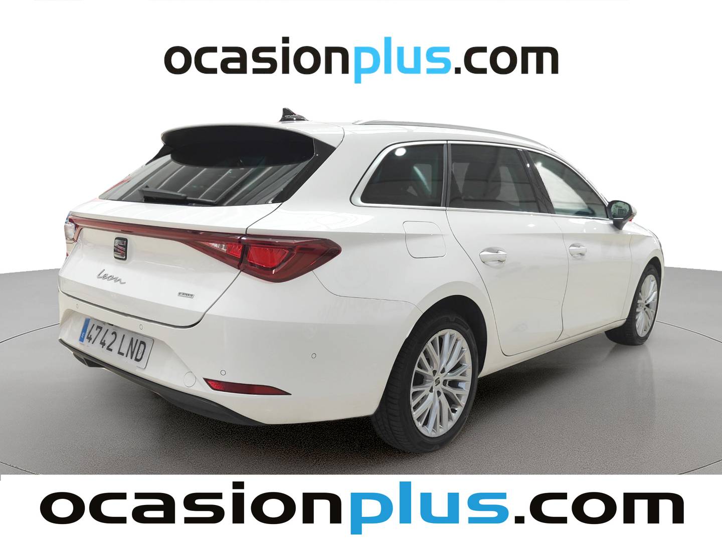 Foto trasera Seat León Seat León ST 1.4 e-Hybrid S&S Xcellence Go L DSG (204 CV) derecha