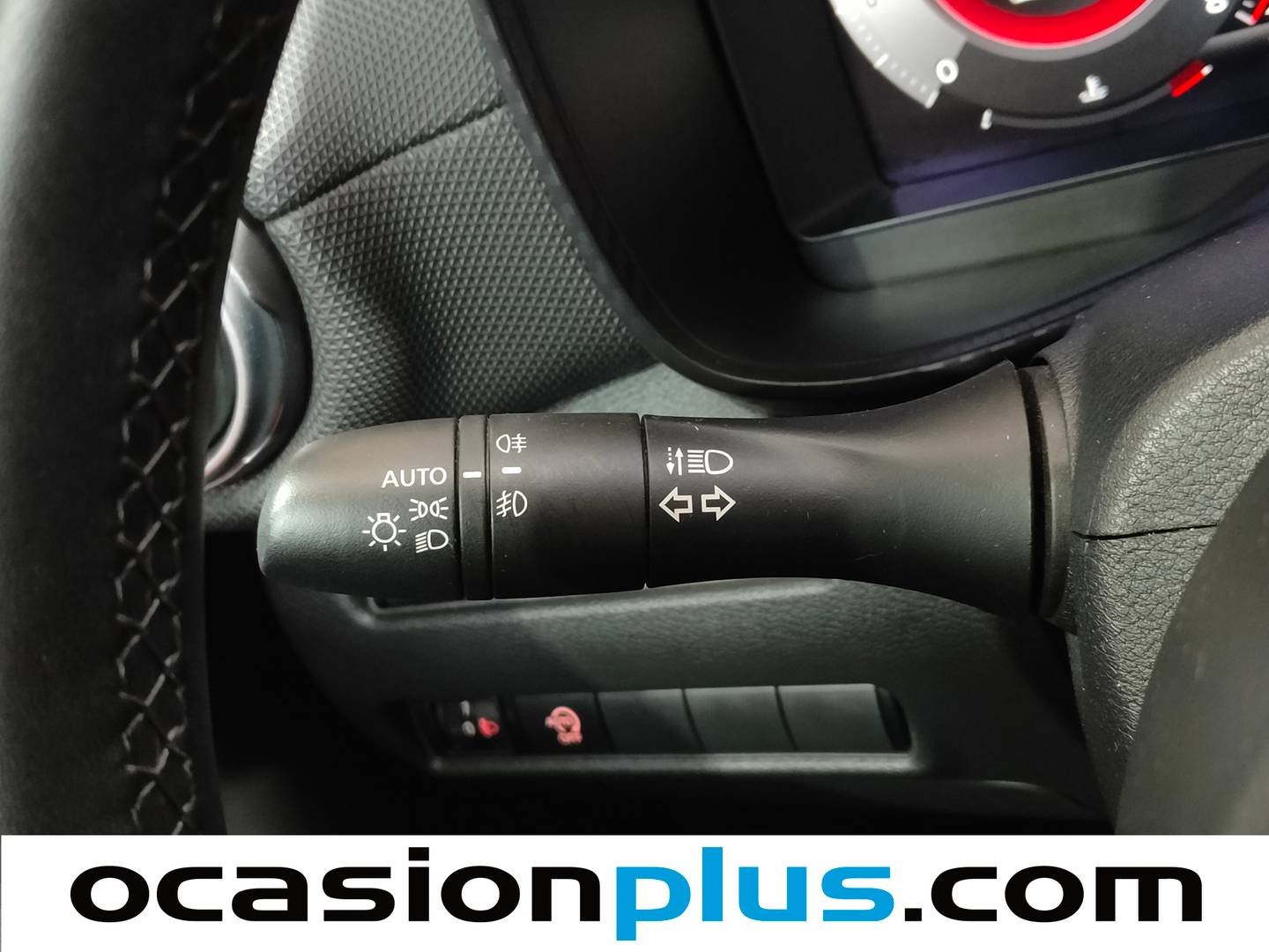 Foto Nissan JUKE Nissan Juke DIG-T N-Connecta 4x2 (114 CV)