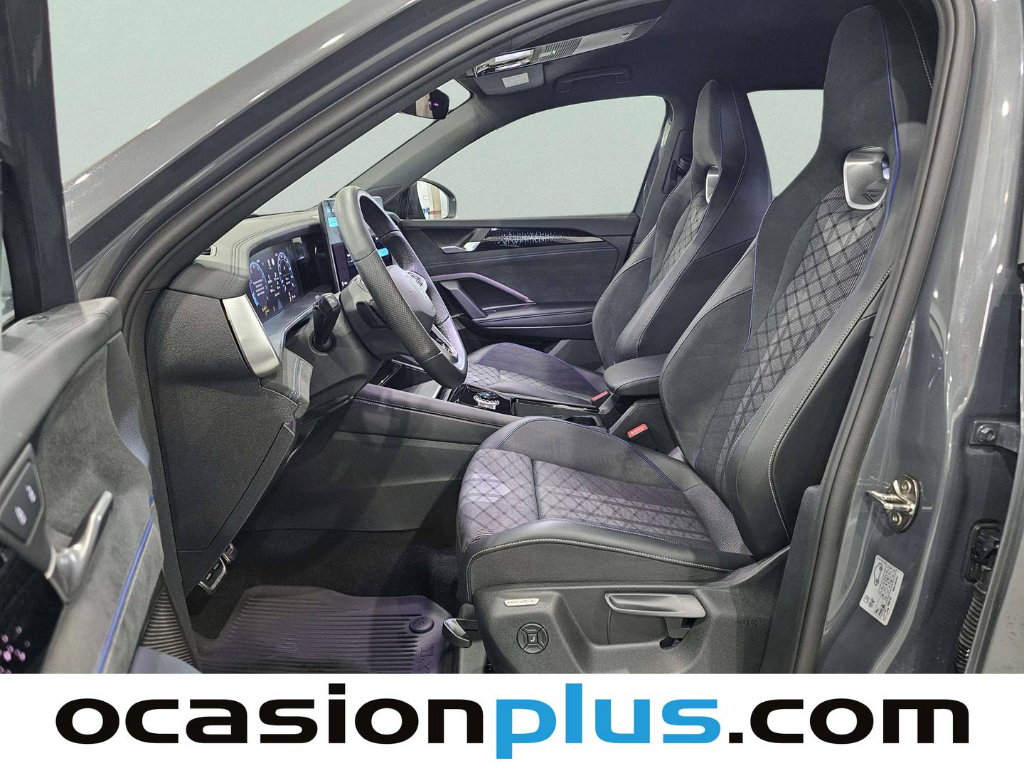 Foto asientos delanteros Volkswagen Tayron Volkswagen Tayron R-Line 1.5 eTSI (150 CV) DSG 7 PLAZAS
