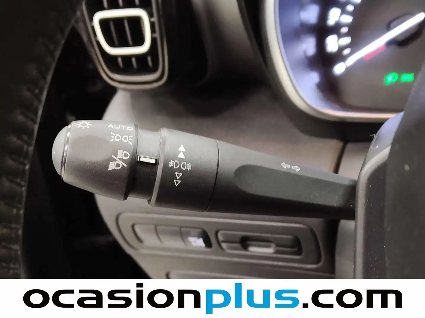 Foto Citroën C3 Aircross Citroen C3 Aircross PureTech 130 Shine Pack EAT6 (131 CV)