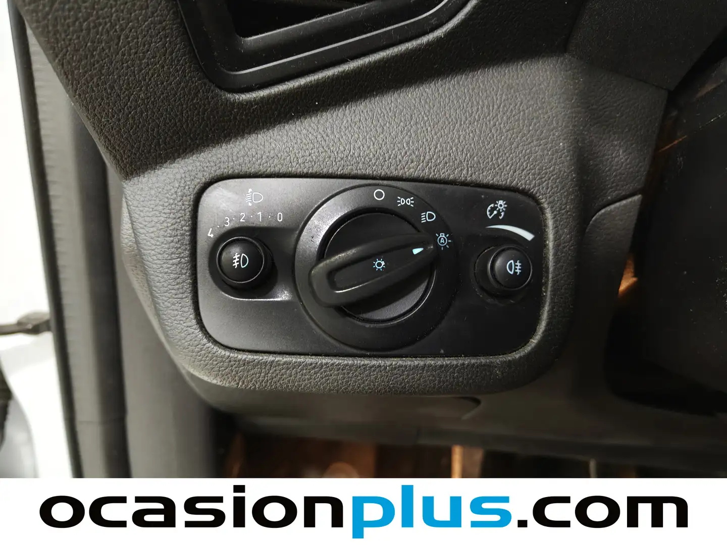 Foto Ford Kuga Ford Kuga 1.5 TDCI S&S Titanium 4x2 (120 CV)