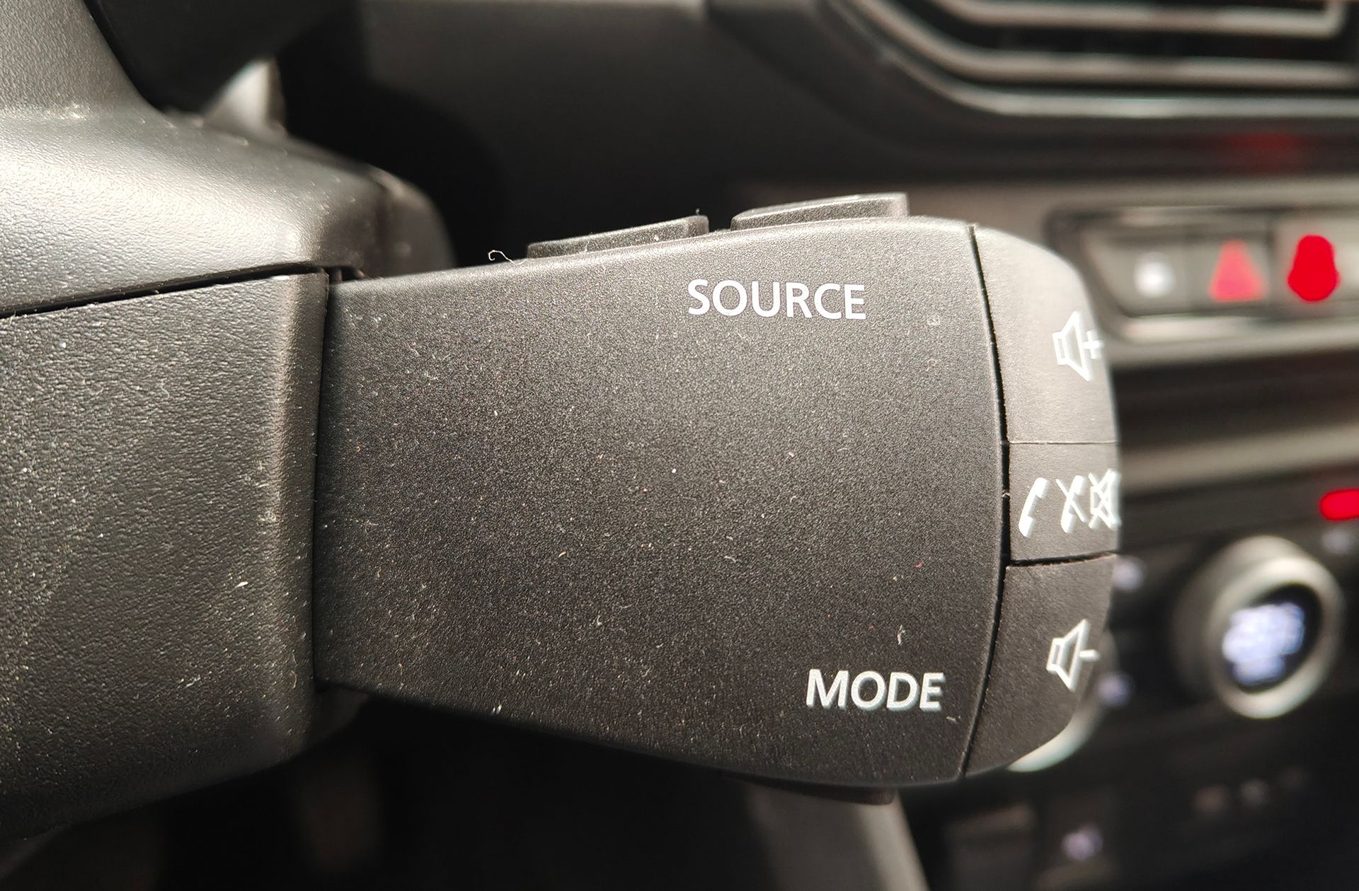 Dacia Jogger Extreme Hybrid 7 plazas - foto 26