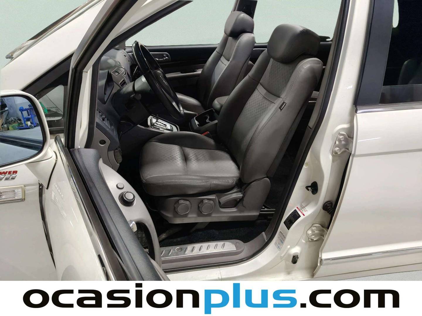 Foto SsangYong Rodius Ssangyong Rodius D22T Limited 4X4 Aut. (178 CV) 7 Plazas