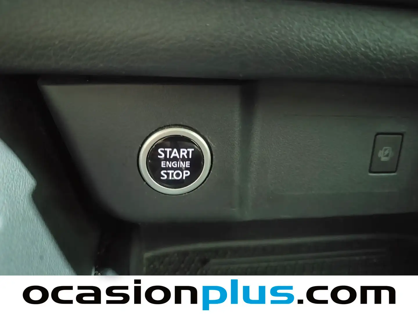 Foto Nissan QASHQAI Nissan Qashqai DIG-T 160 N-Connecta Xtronic (158 CV)