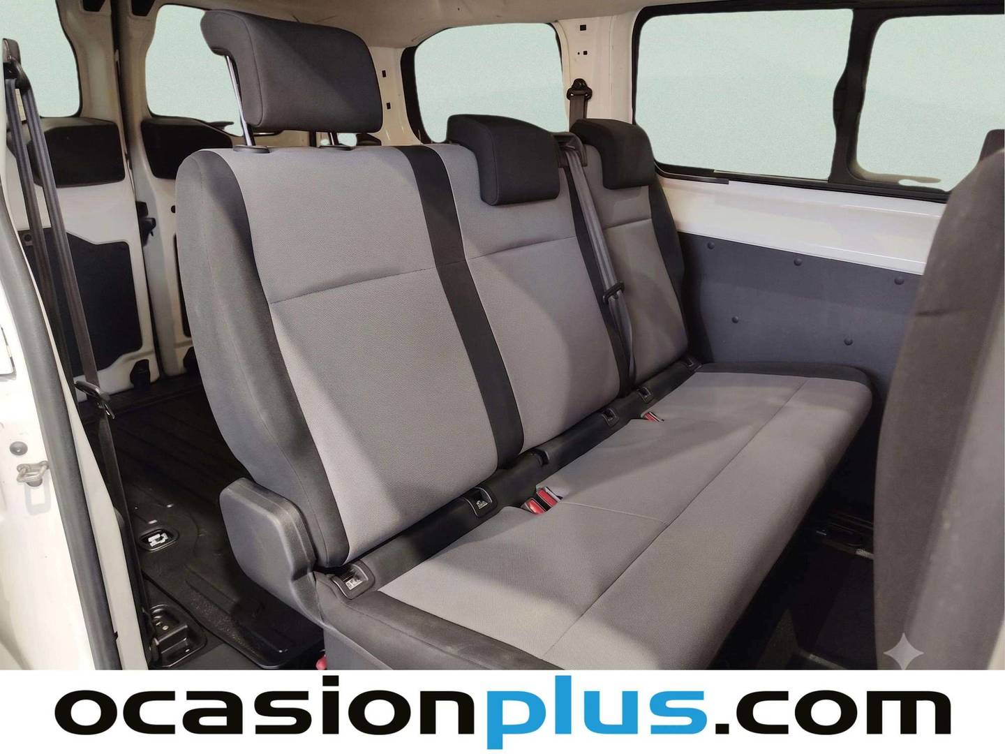 Foto asientos traseros Toyota Proace Verso Toyota Proace Verso 1.5D SHUTTLE L2 (120 CV)