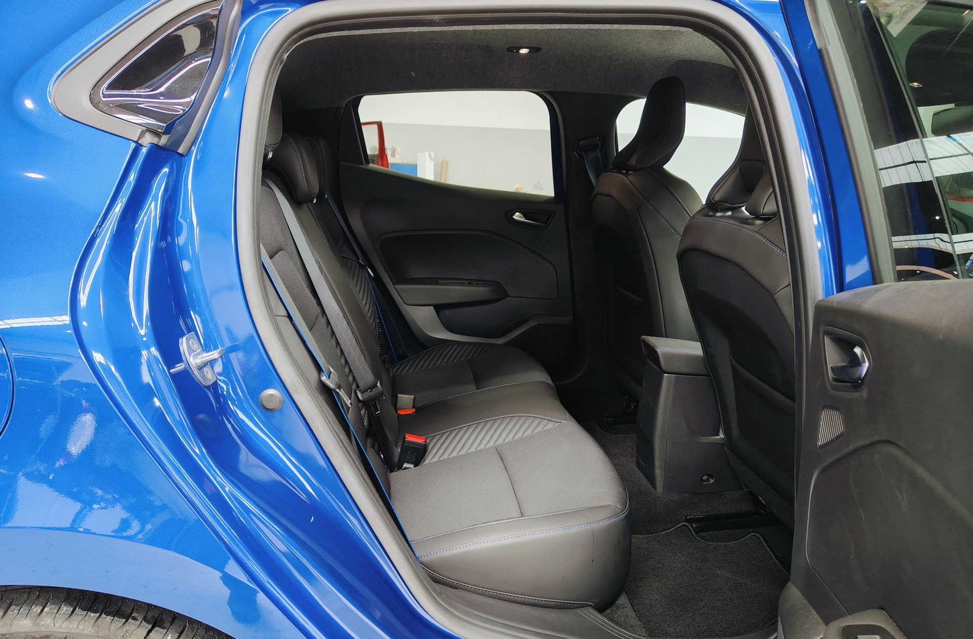 Renault Clio Esprit Alpine E-Tech - foto 21