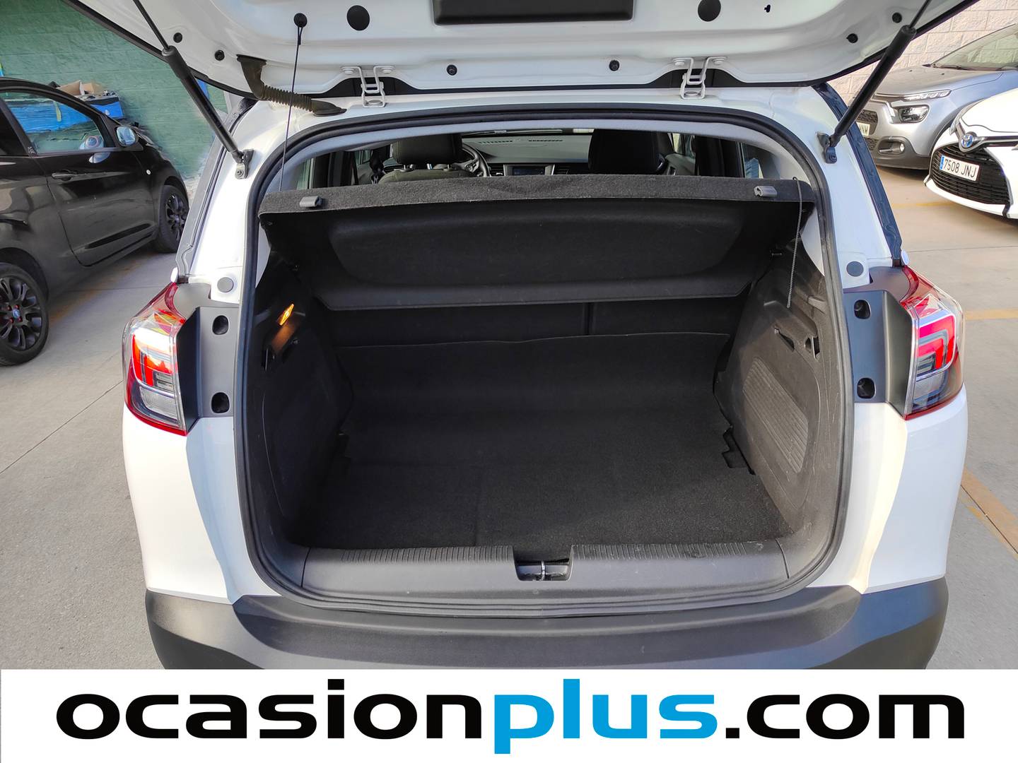 Fotos maletero Opel Crossland X Opel Crossland X 1.2 S&S Design Line (110 CV)