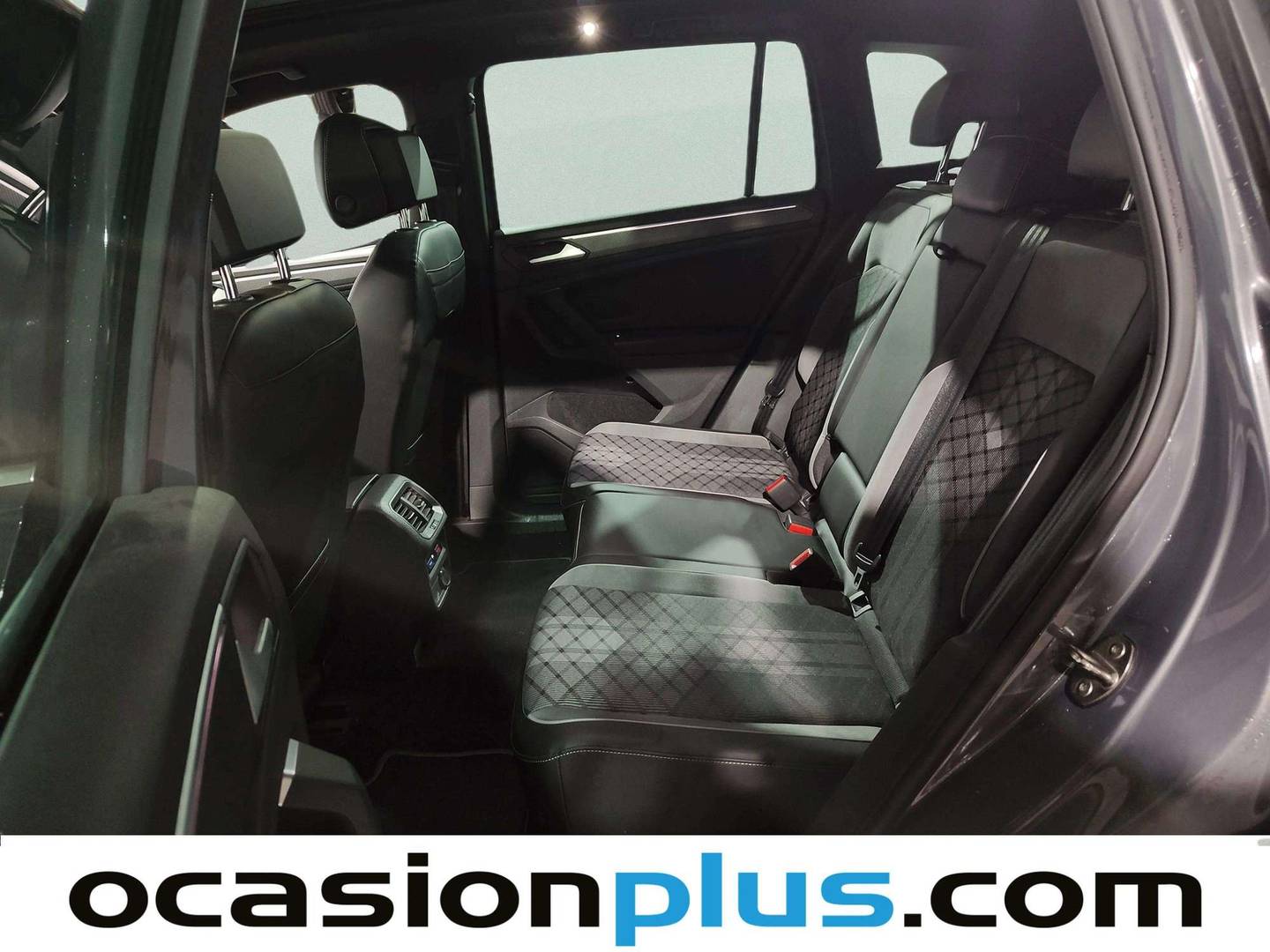 Foto asientos traseros Volkswagen Tiguan Volkswagen Tiguan R-Line 2.0 TDI (150 CV) DSG