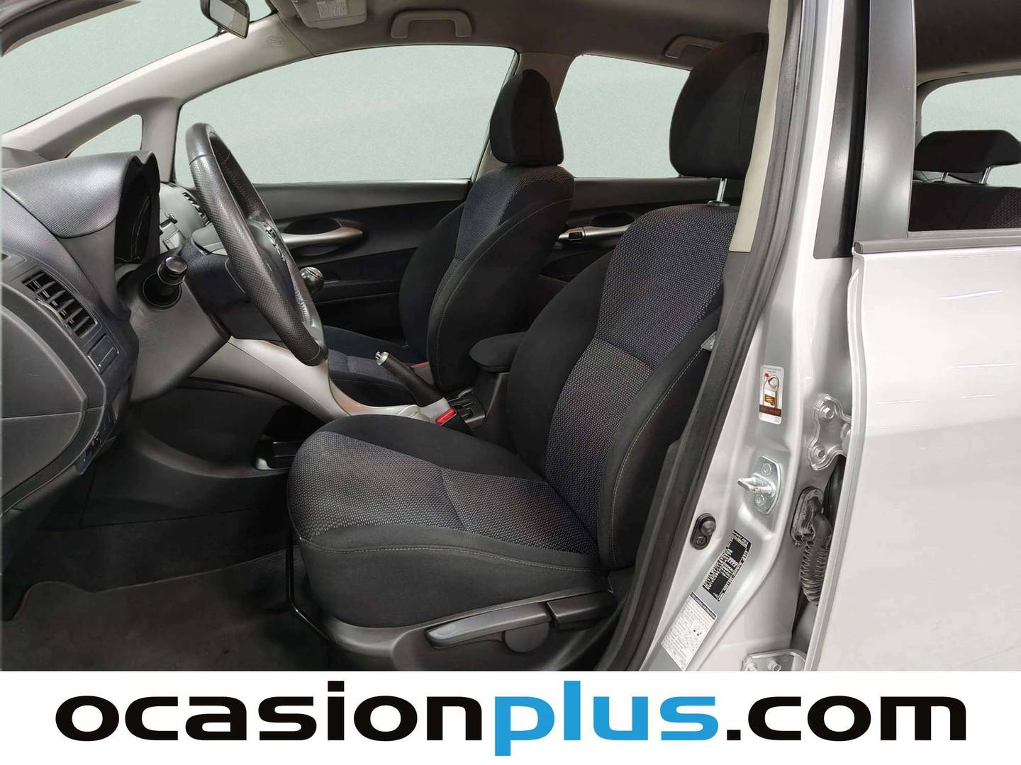 Foto Toyota Auris Toyota Auris 1.4 D-4D Active (90 CV)