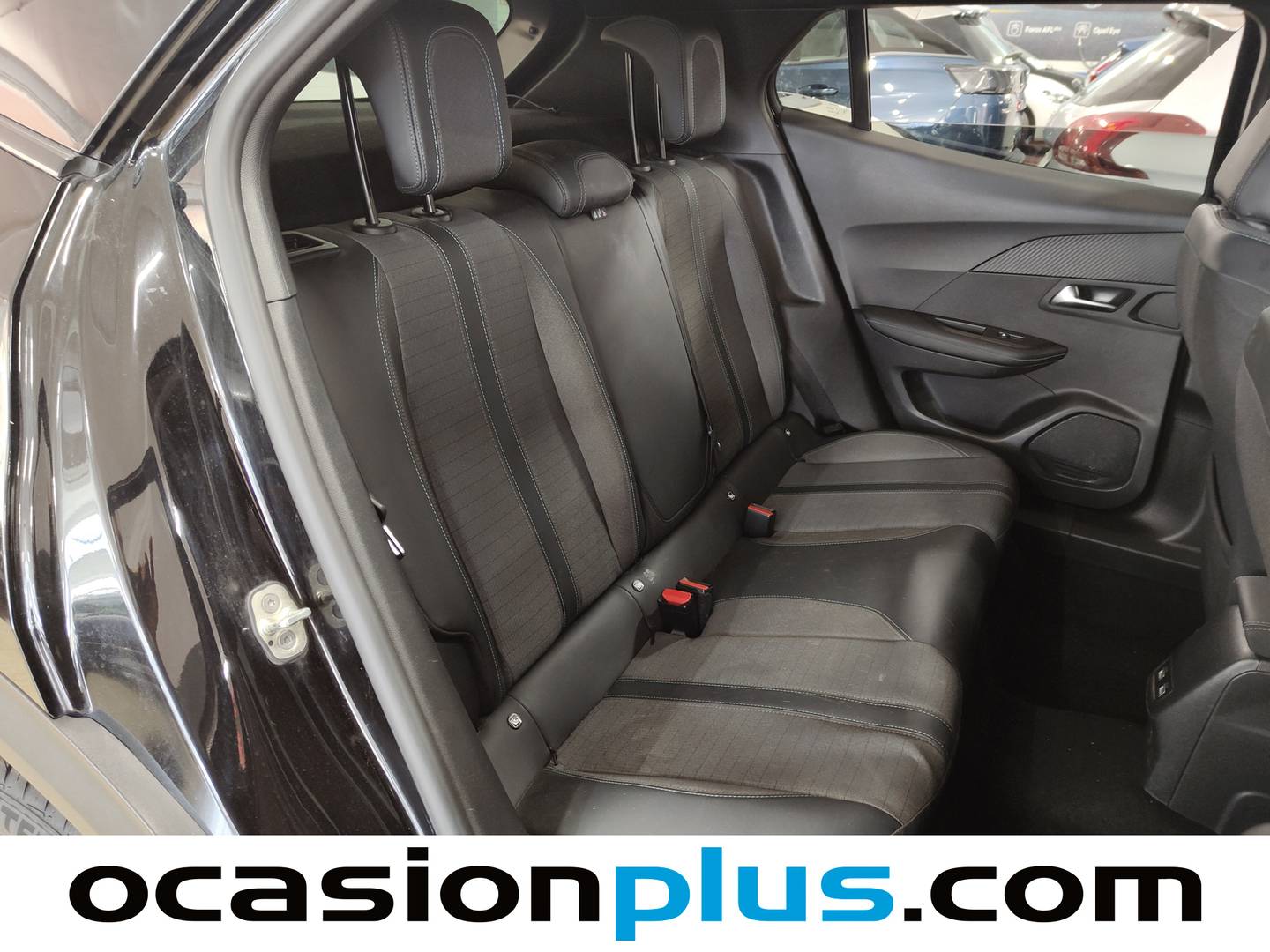 Foto Peugeot 2008 Peugeot 2008 PureTech 100 S&S Allure (100 CV)