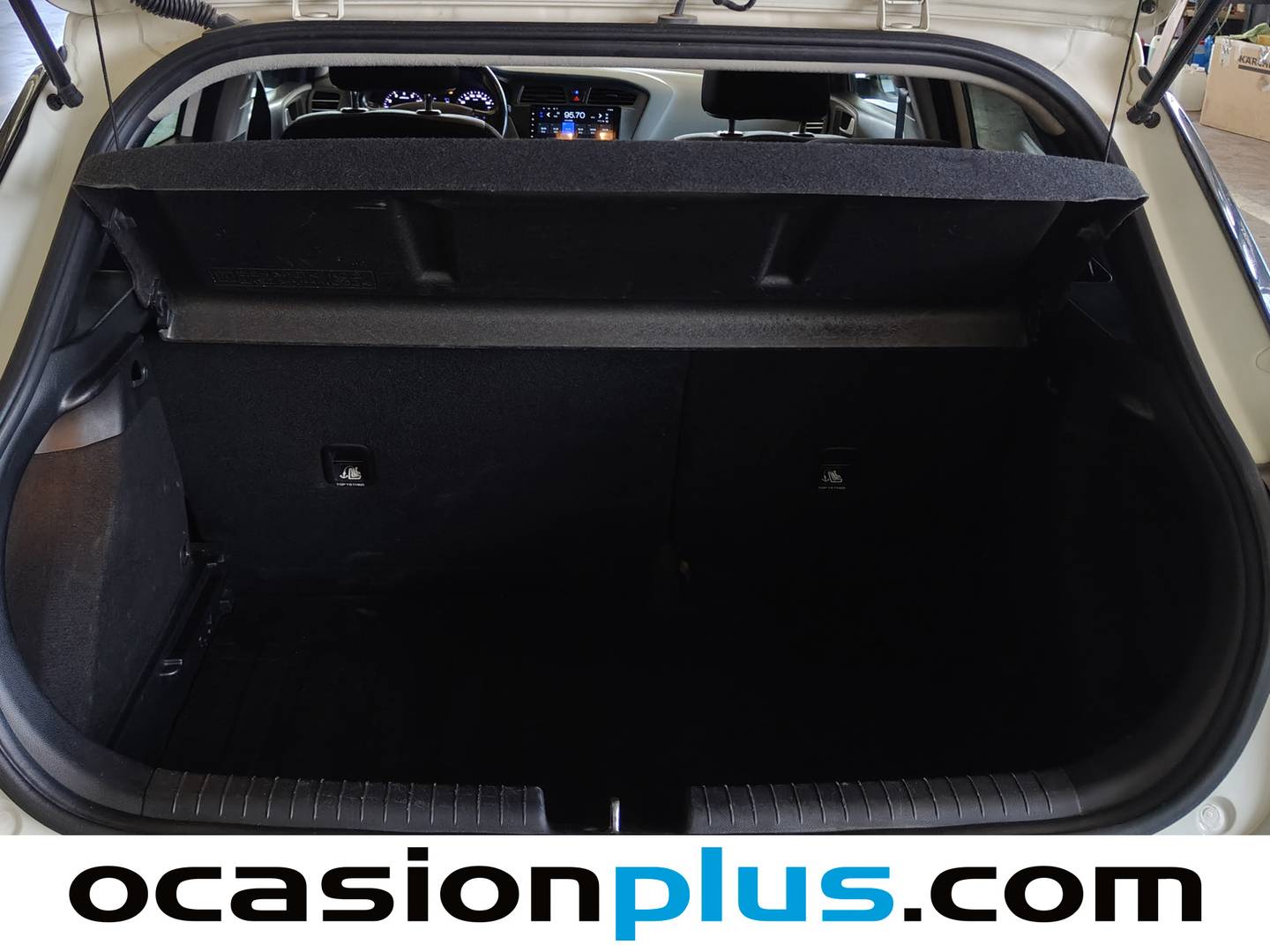 Foto Hyundai i20 Active Hyundai i20 Active 1.0 TGDI BlueDrive Tecno (100 CV)