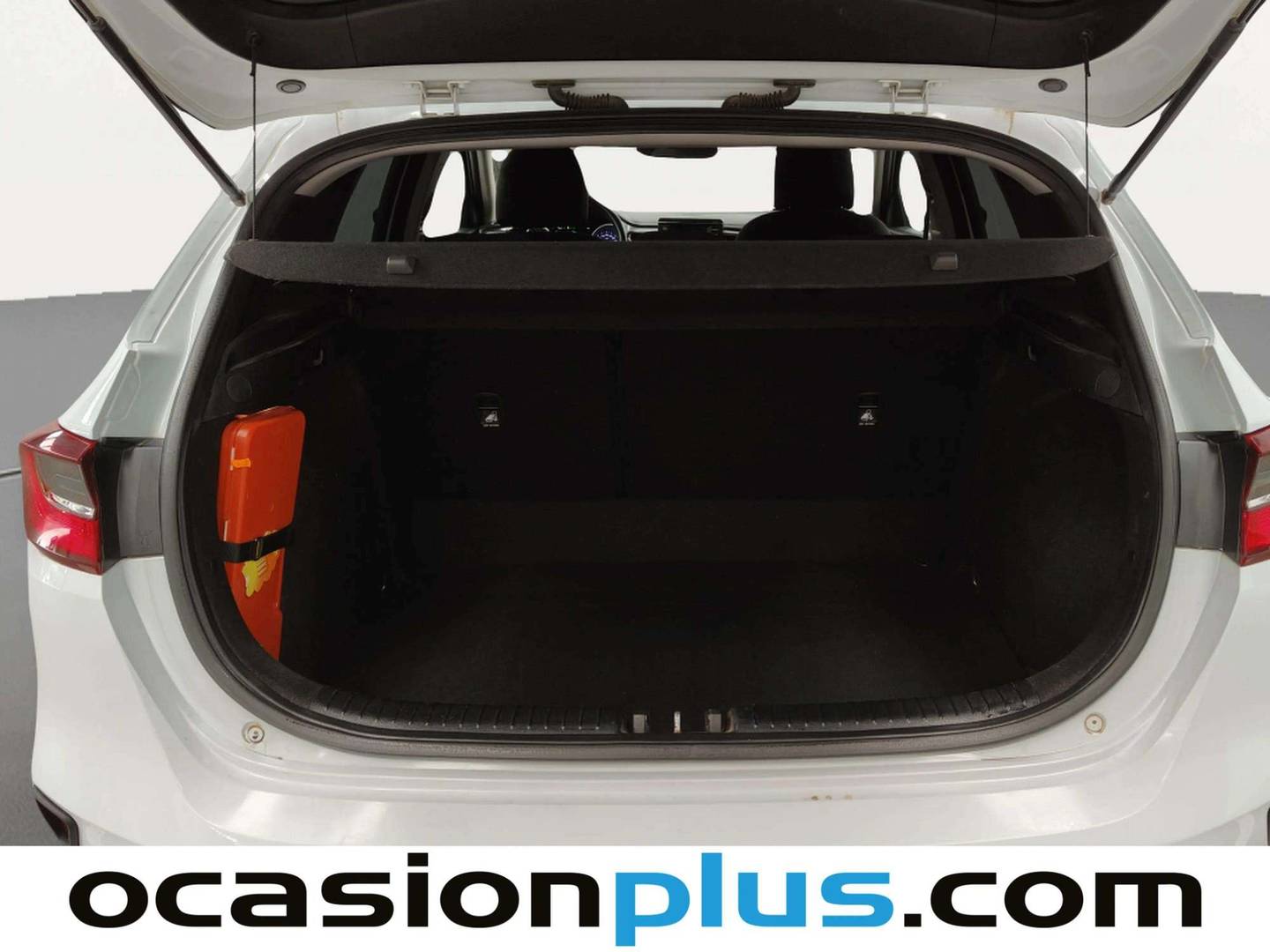 Fotos maletero KIA Ceed KIA Ceed 1.0 T-GDi Concept (120 CV)